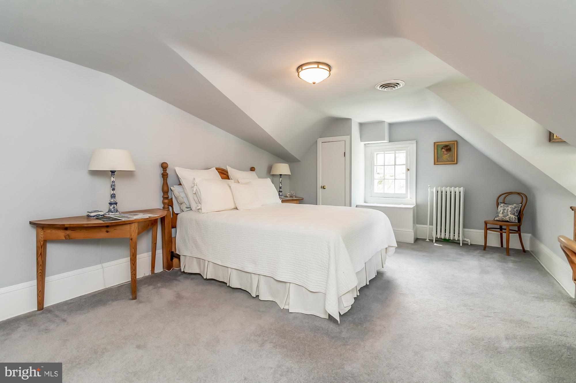 ROLAND PARK - Residential