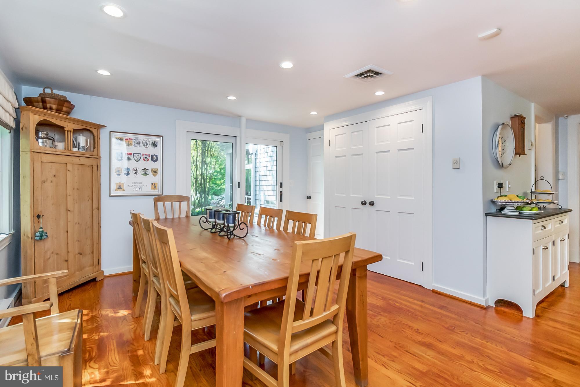 ROLAND PARK - Residential