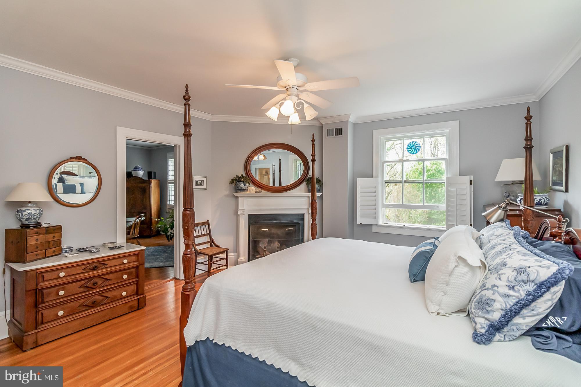 ROLAND PARK - Residential