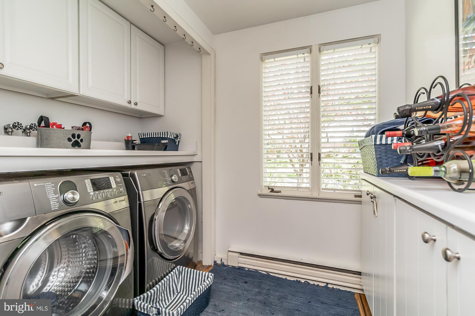 ROLAND PARK - Residential