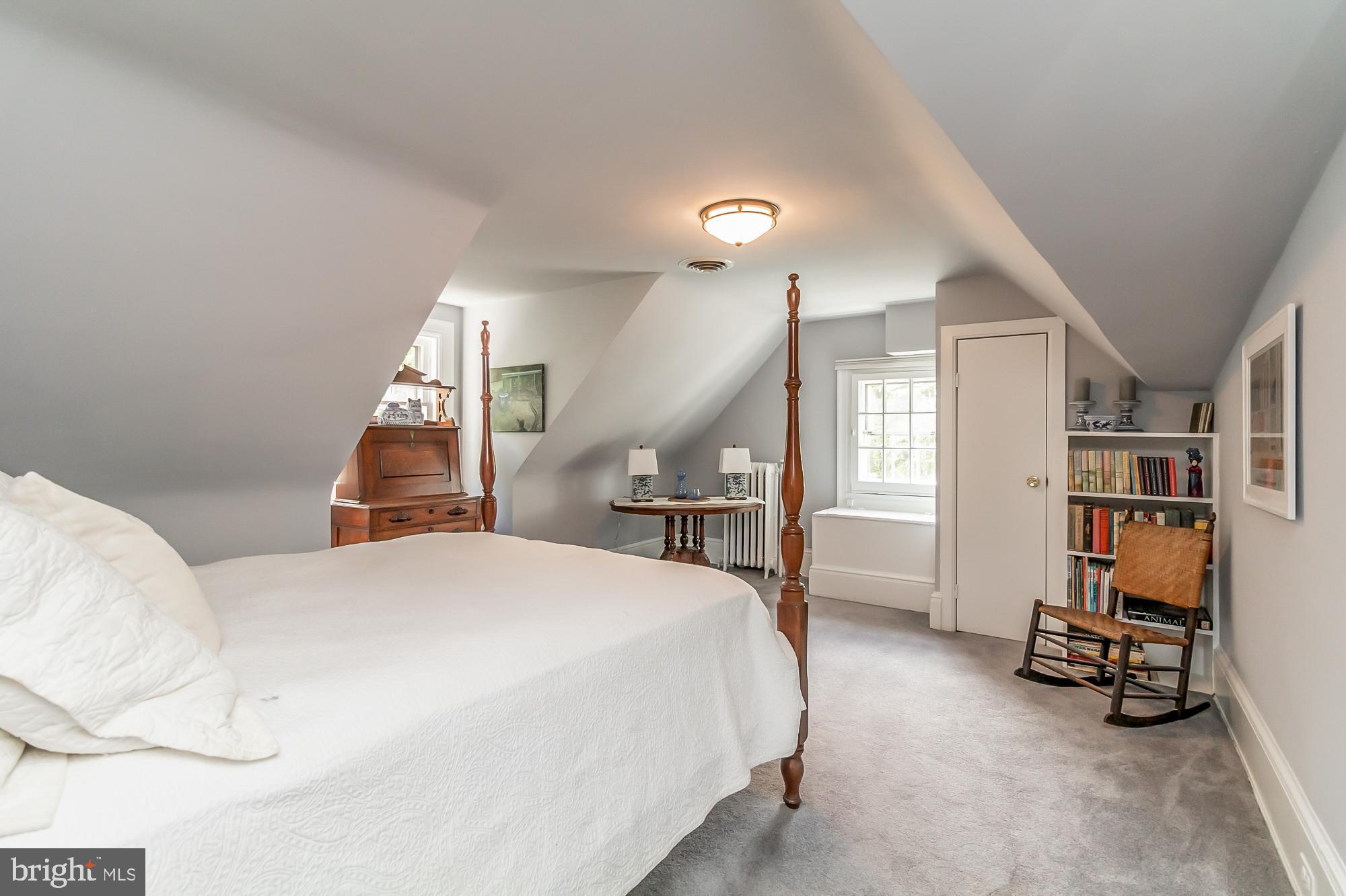 ROLAND PARK - Residential