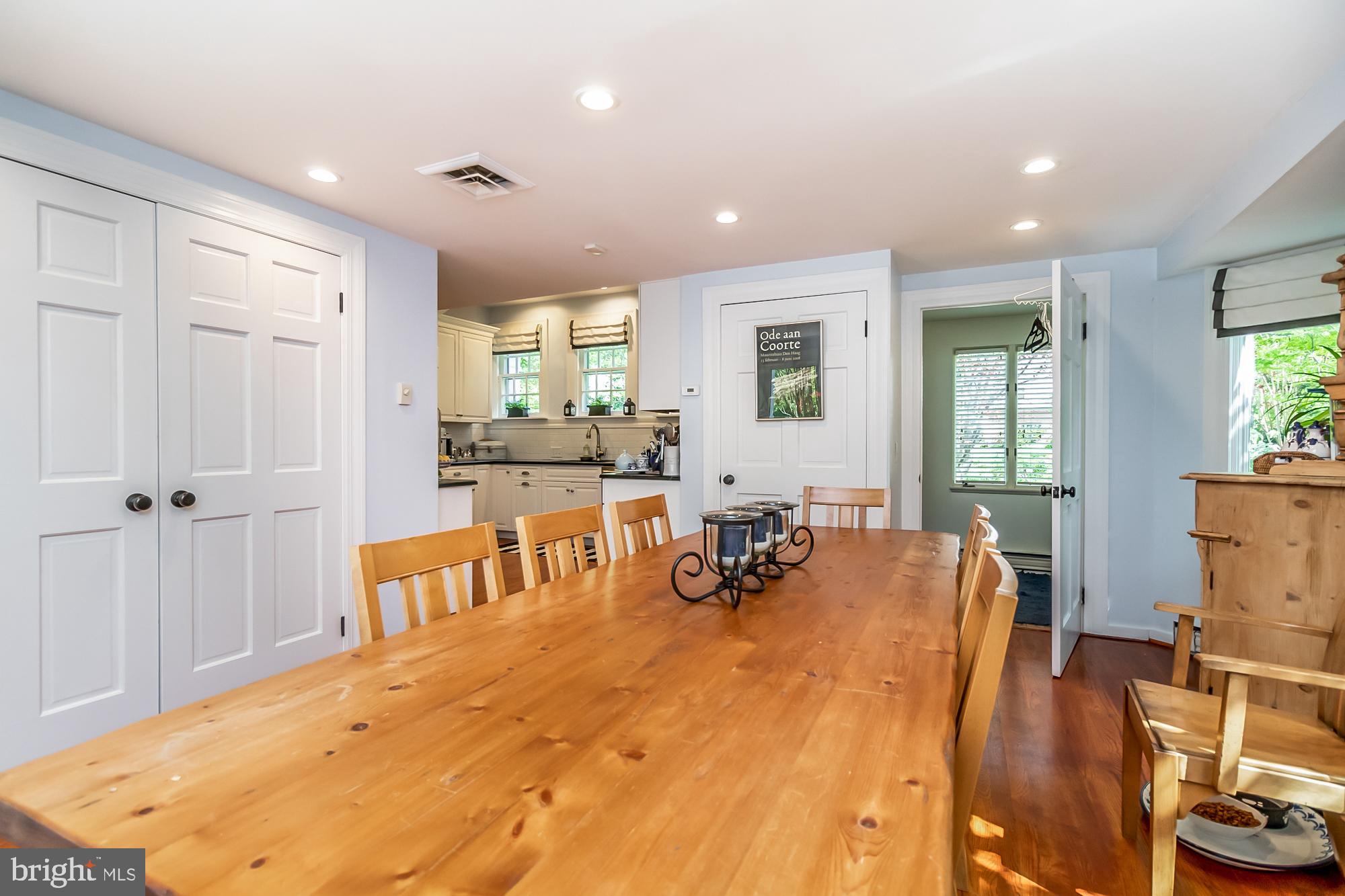 ROLAND PARK - Residential