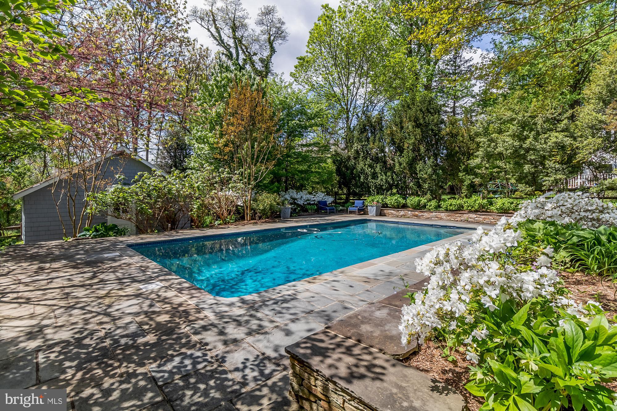 ROLAND PARK - Residential