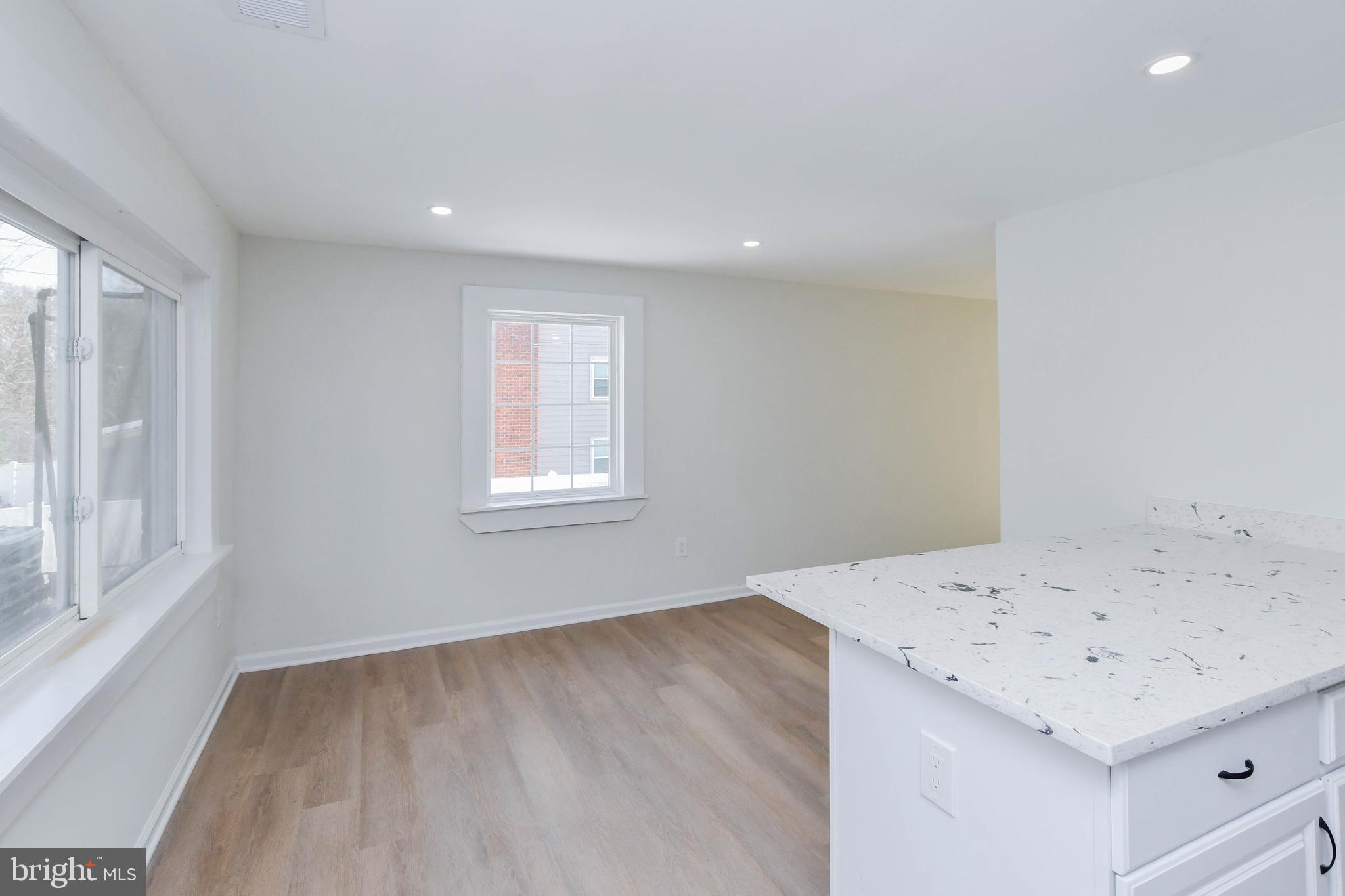 PALMER PARK - Residential