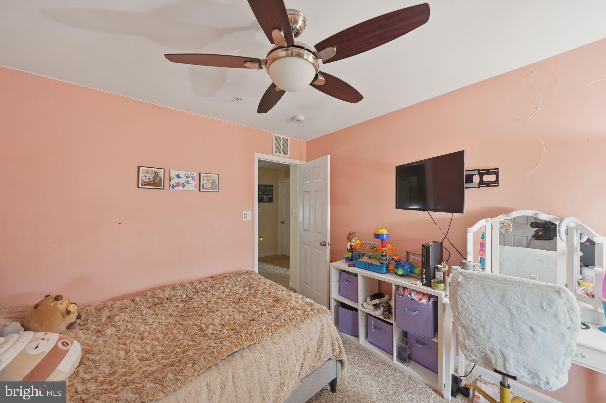 ELIZABETH HILLS PHASE 1 - Residential