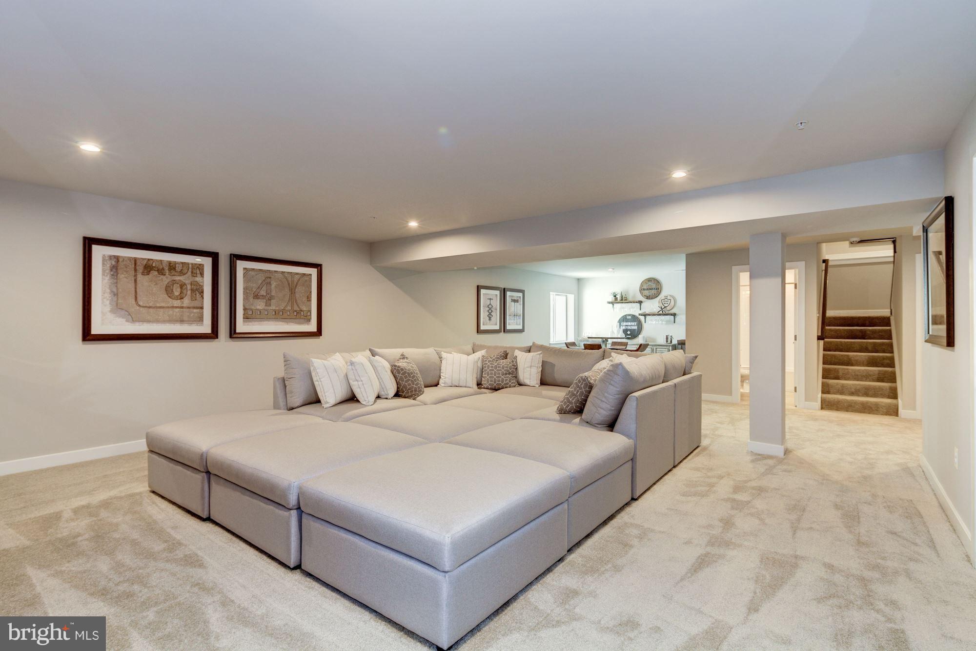 OVERLOOK AT SCENIC MANOR - Residential