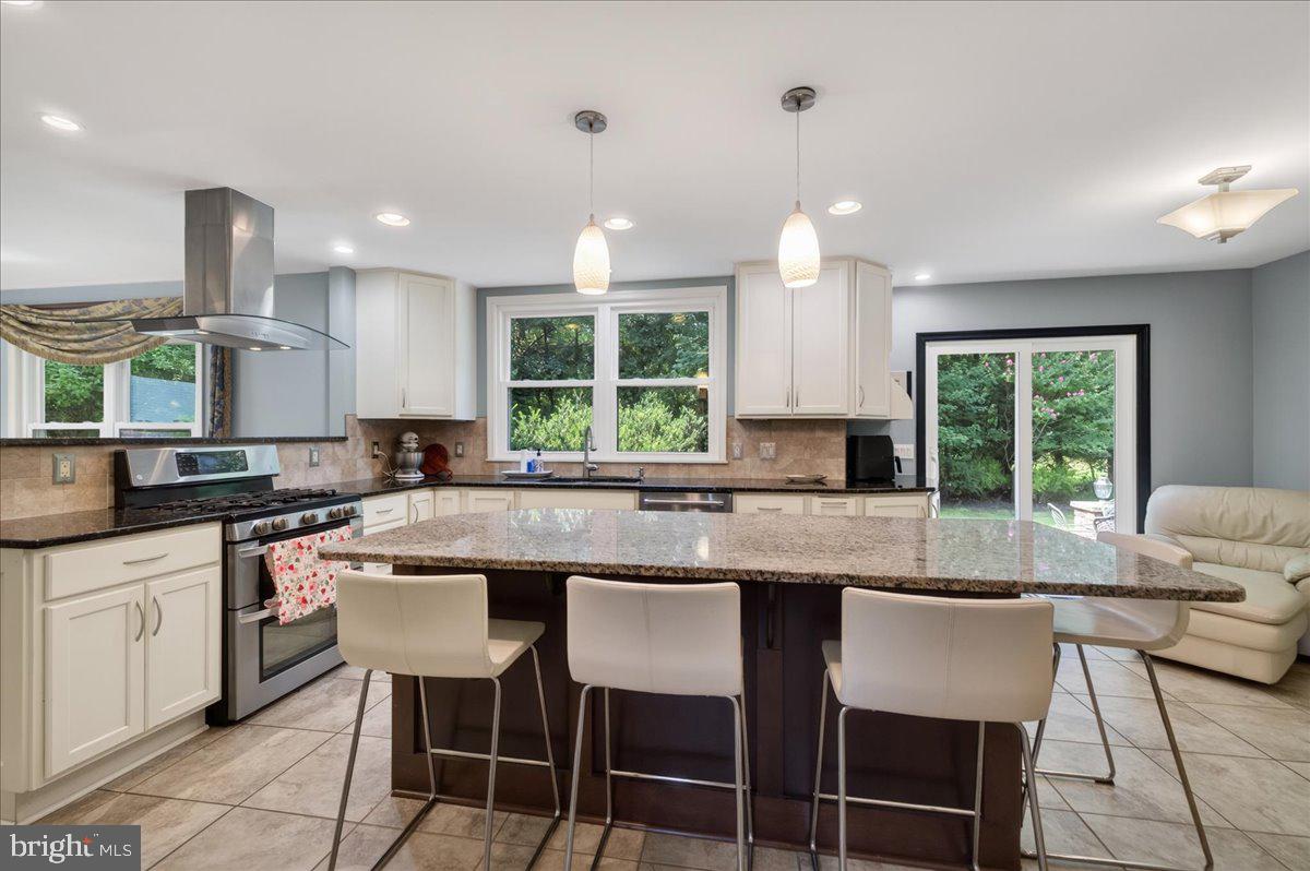 307 FRAZER DRIVE