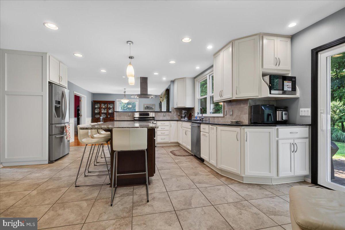 307 FRAZER DRIVE