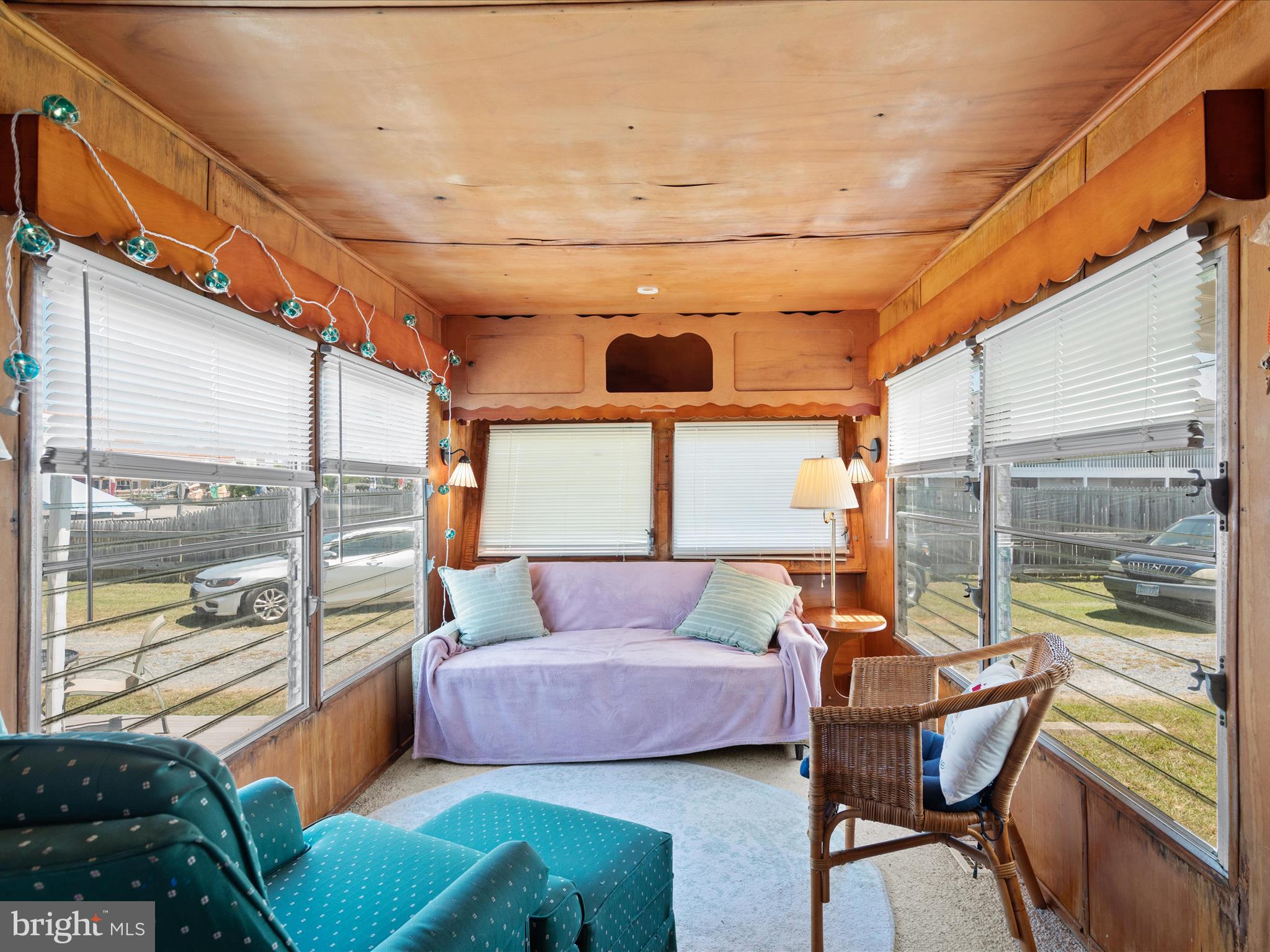 39046 BRINY LANE 7275