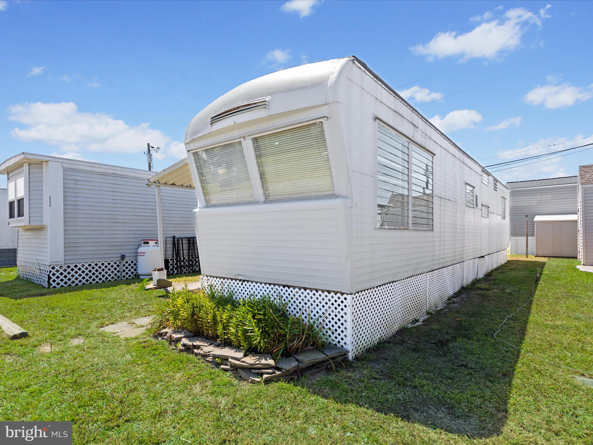 39046 BRINY LANE 7275