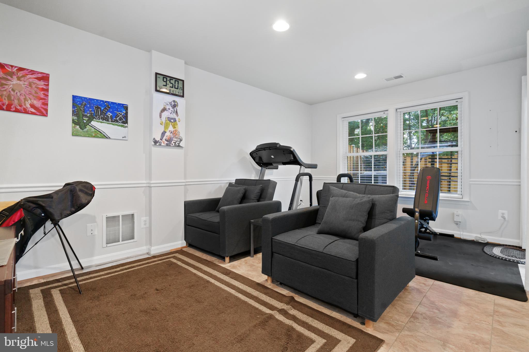 9648 POTTERS HILL CIRCLE