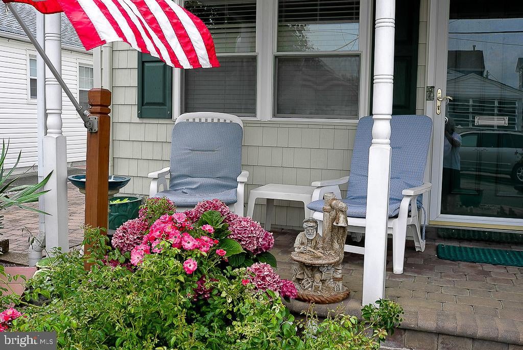 32 N MANOR AVENUE