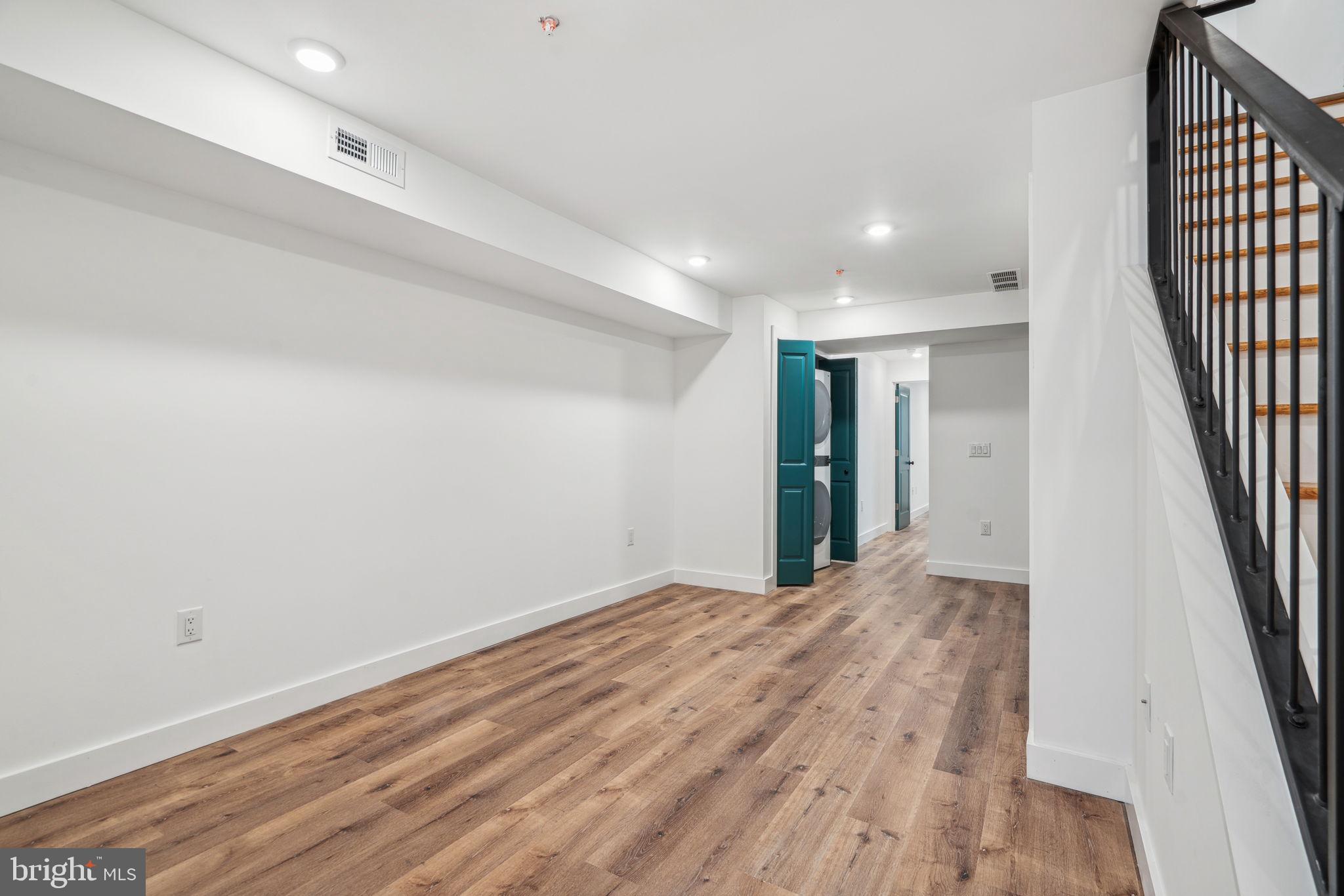 MANTUA - Residential Lease