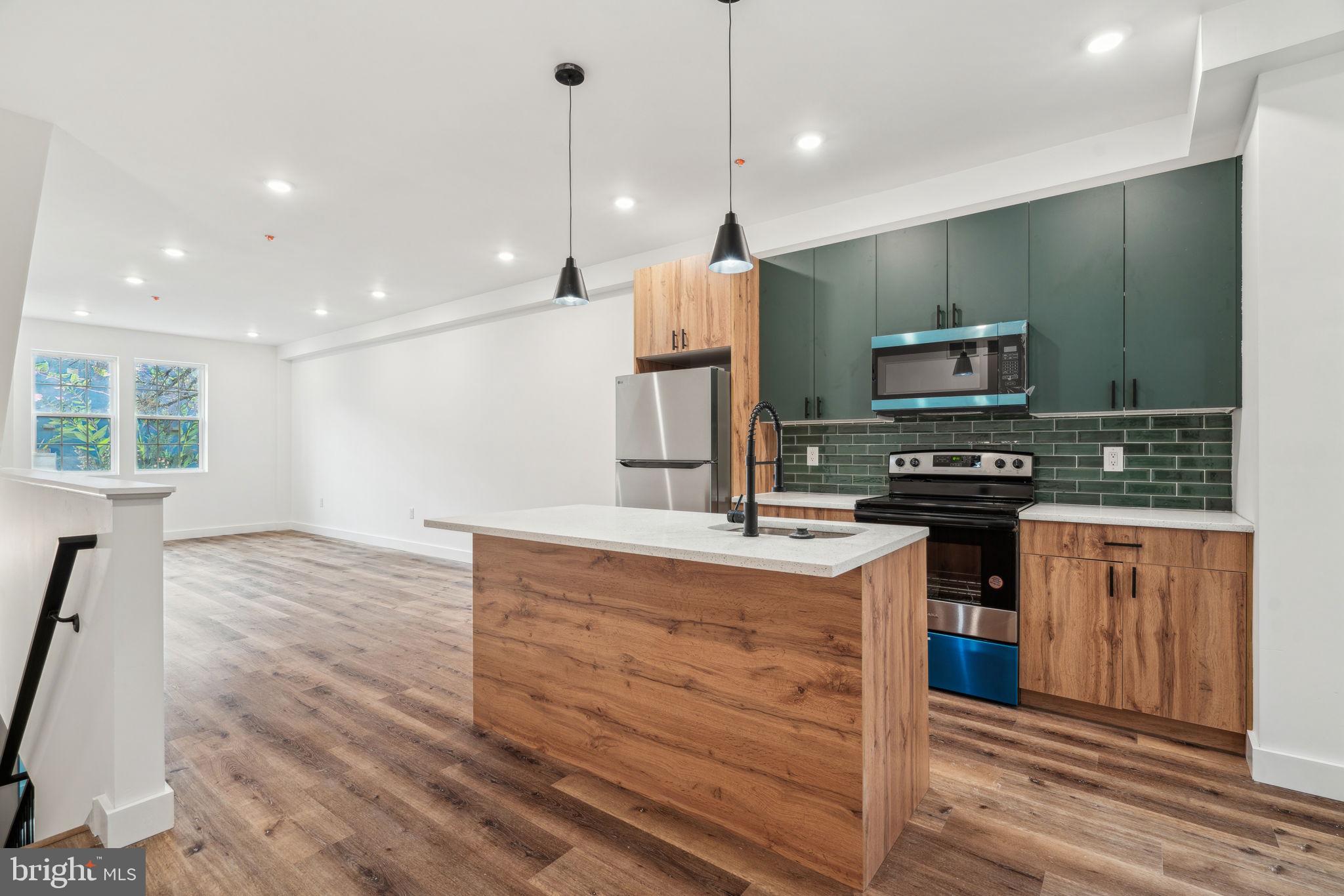 MANTUA - Residential Lease