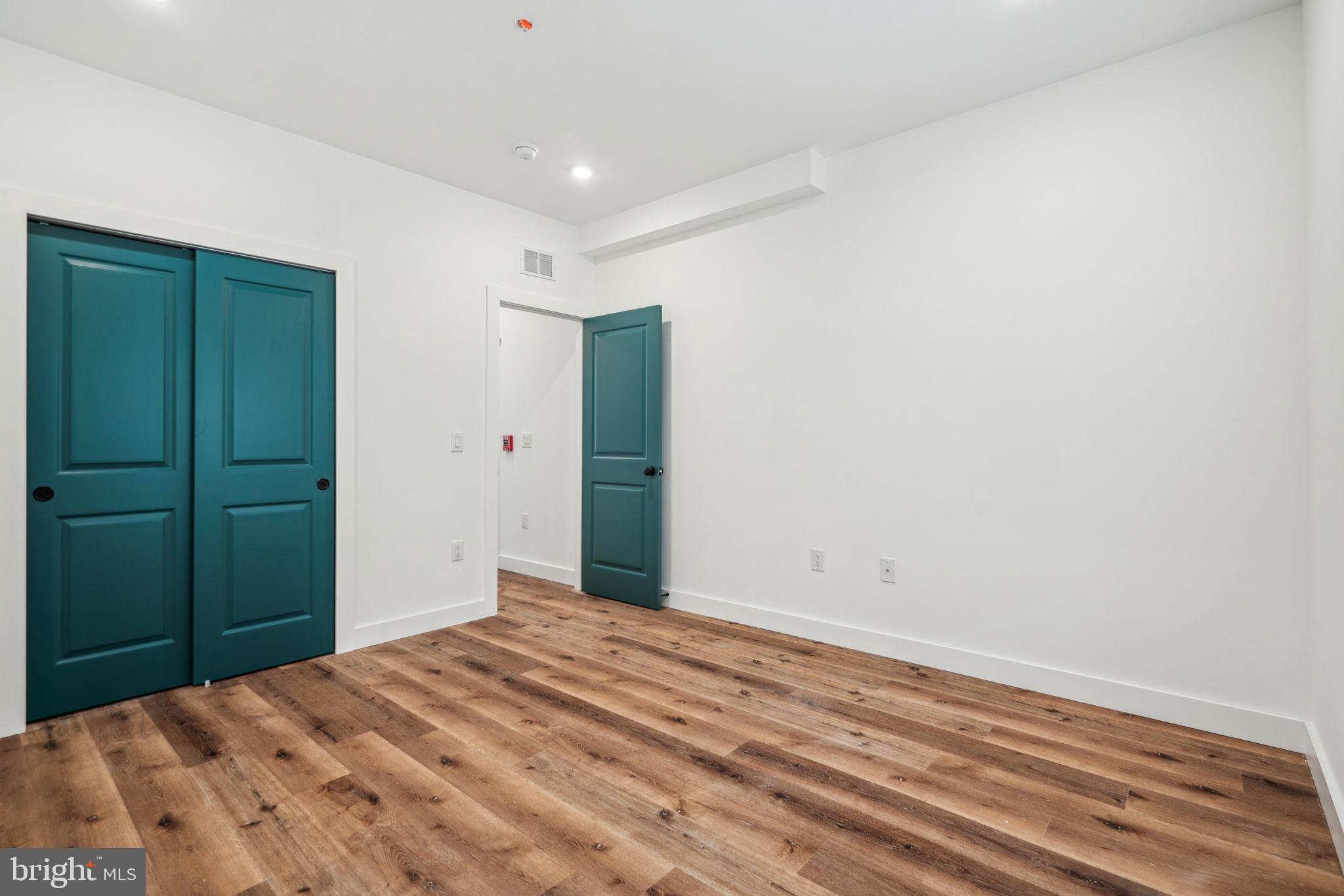 MANTUA - Residential Lease