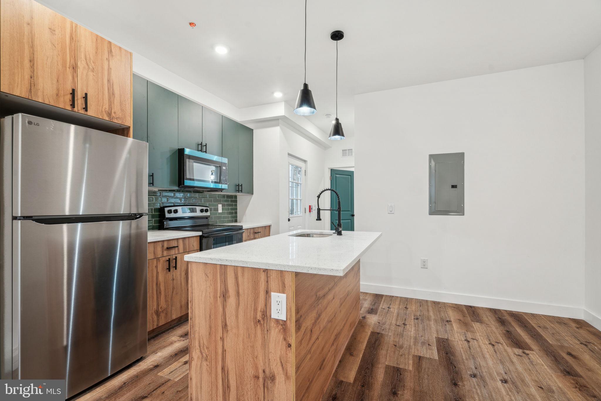 MANTUA - Residential Lease