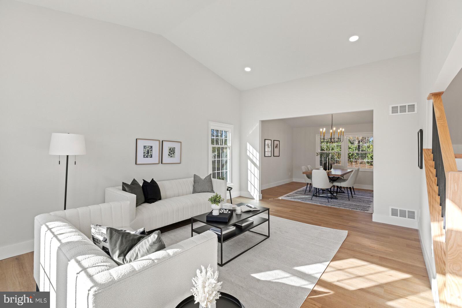 YARDLEY RUN - Residential