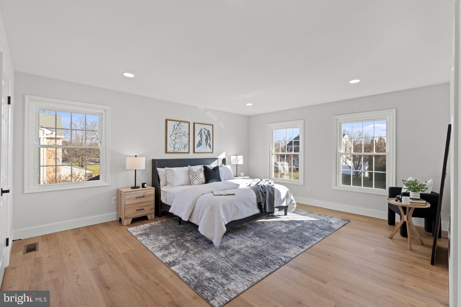 YARDLEY RUN - Residential