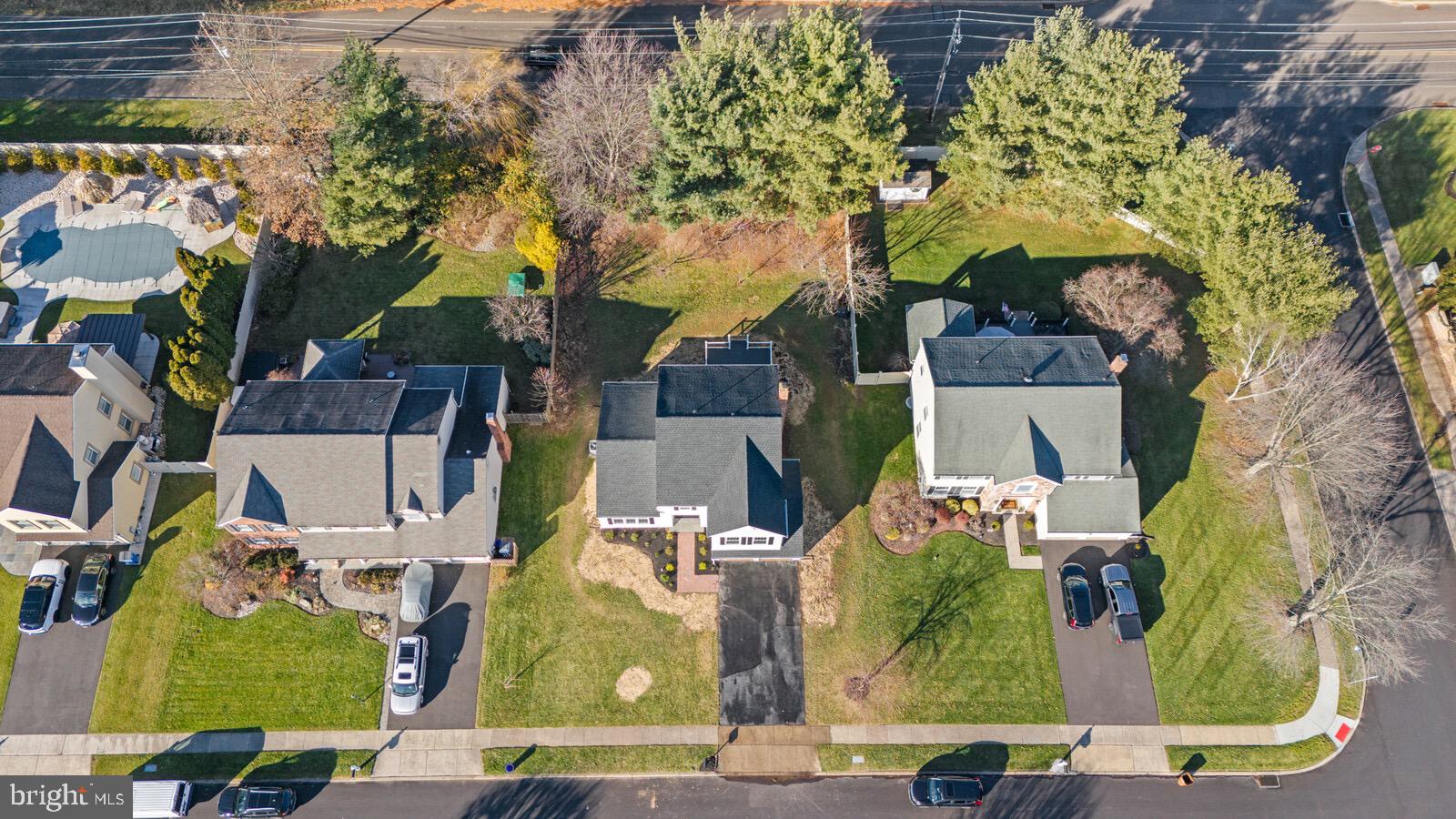 YARDLEY RUN - Residential