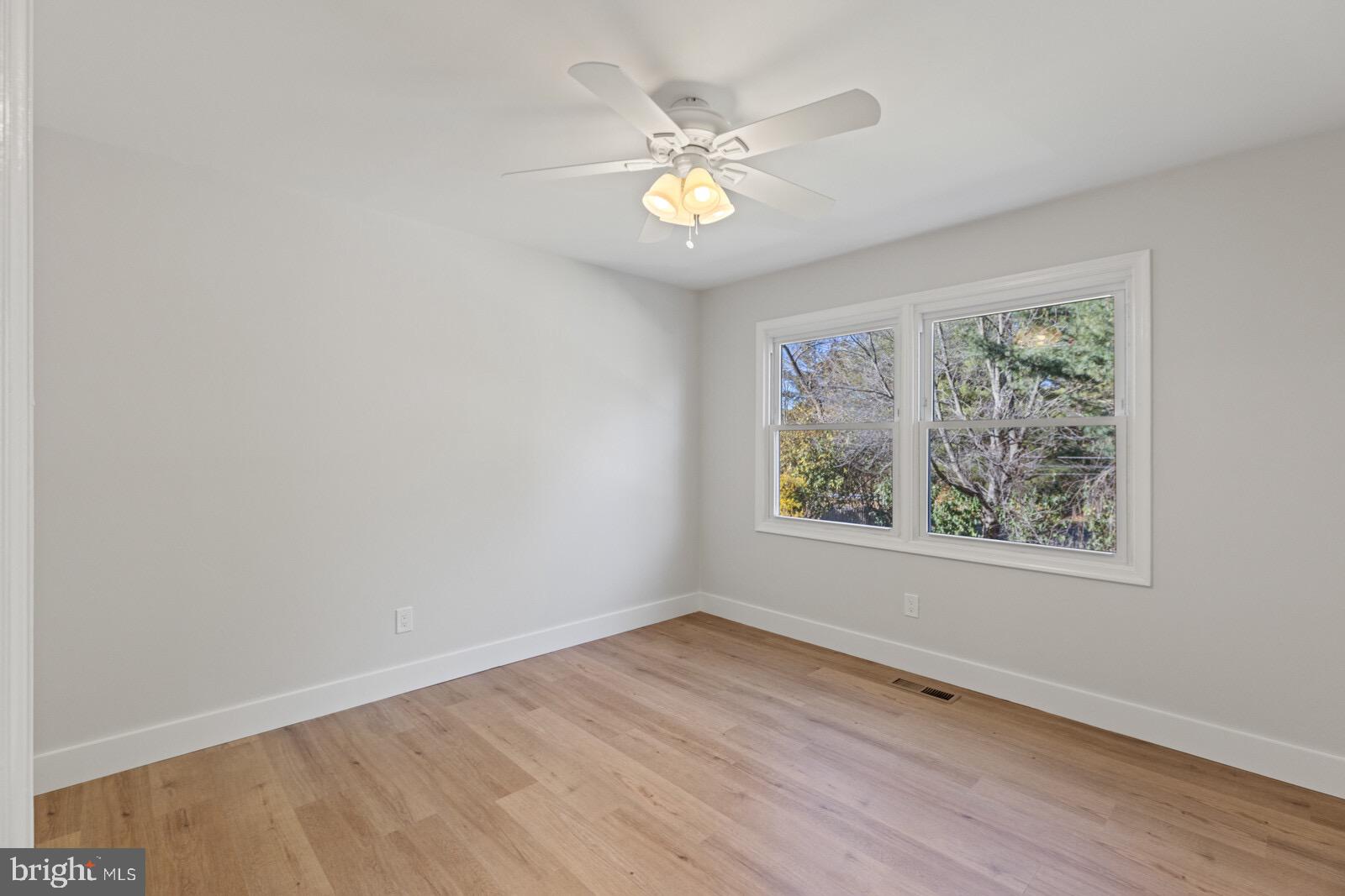 YARDLEY RUN - Residential