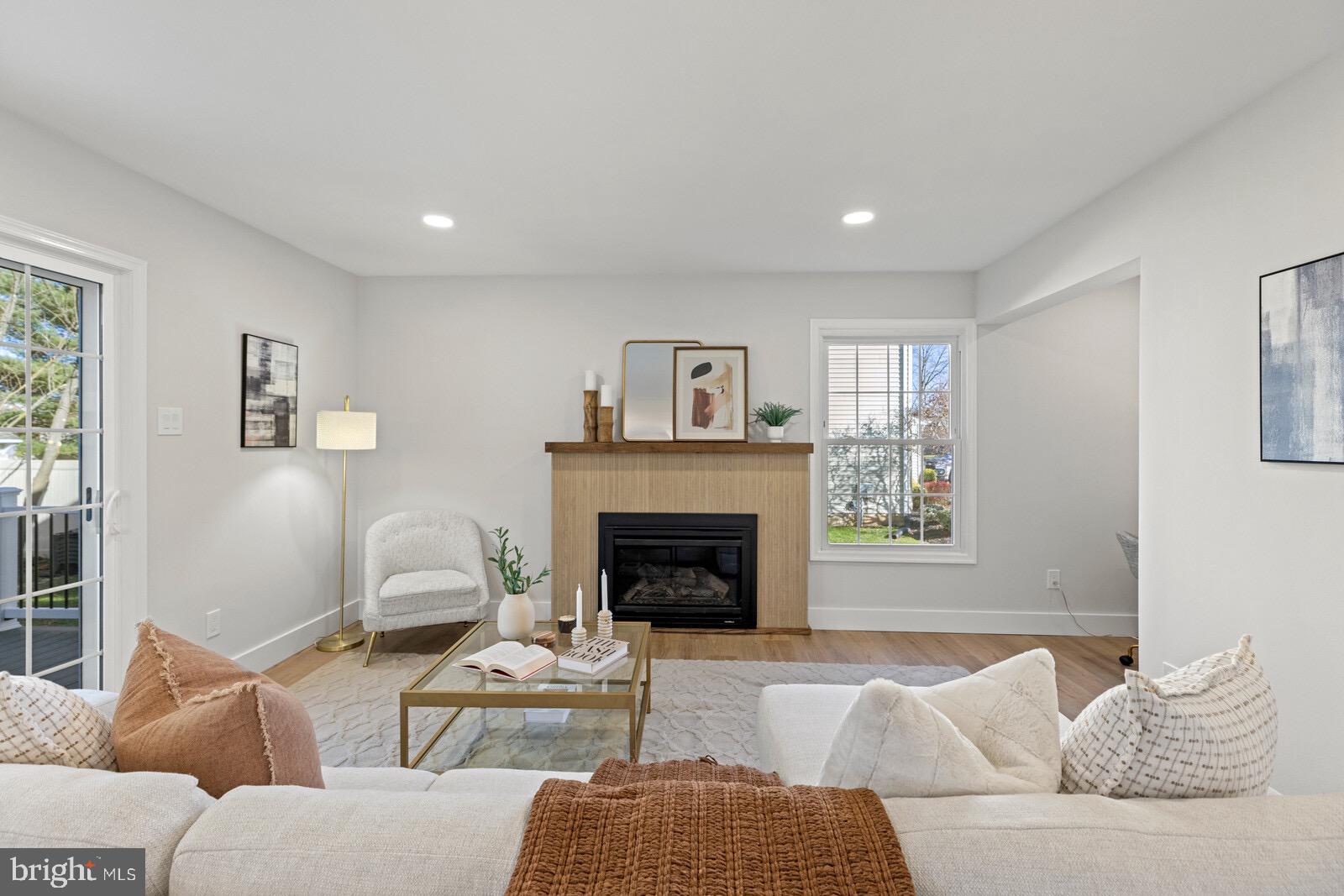 YARDLEY RUN - Residential