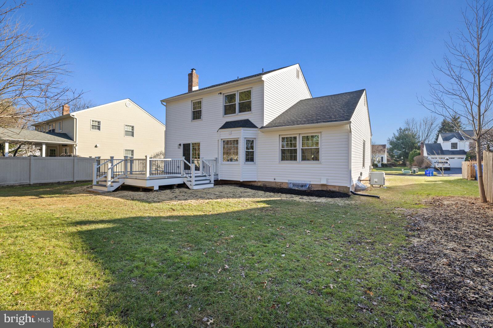 YARDLEY RUN - Residential