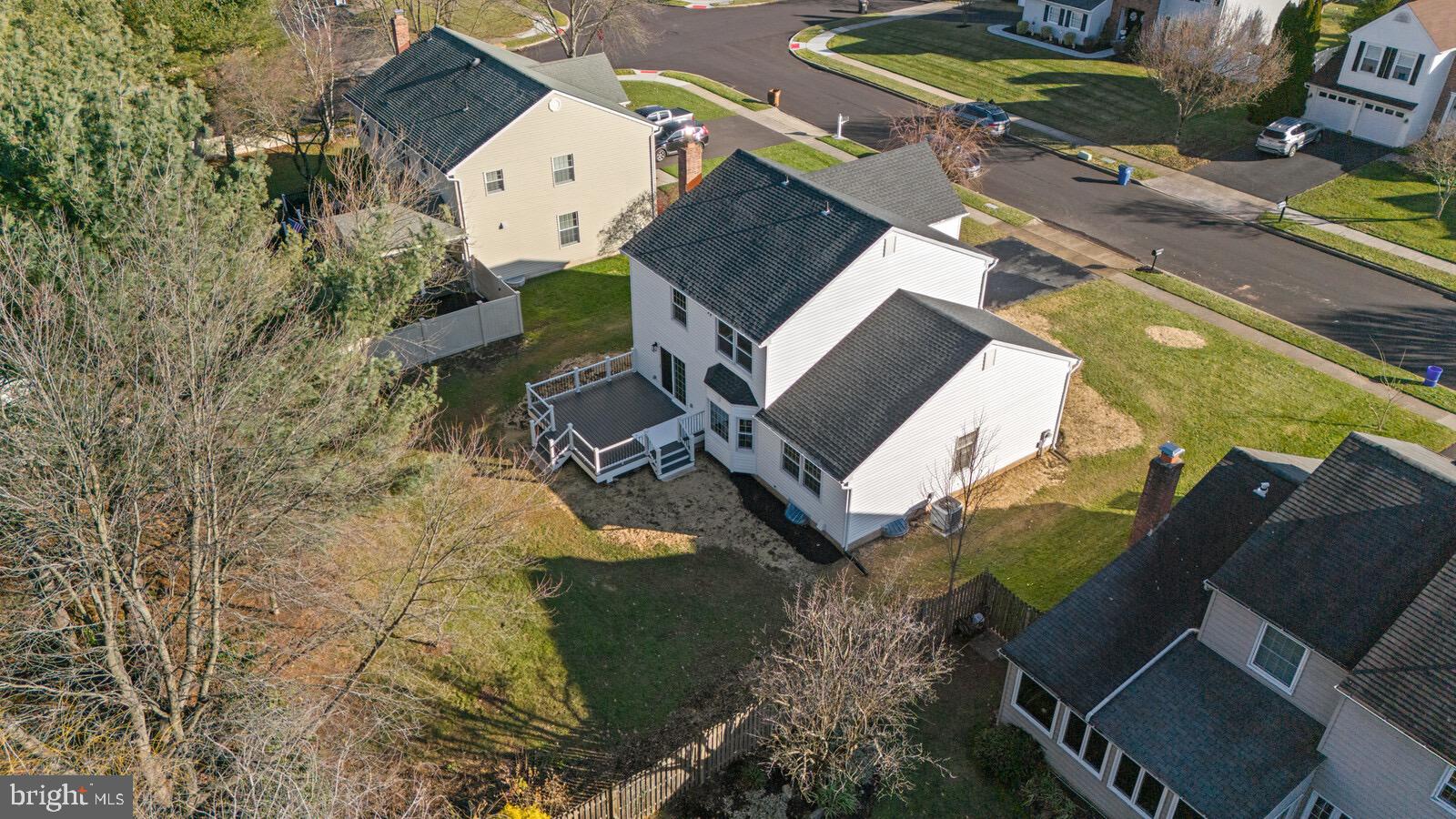 YARDLEY RUN - Residential