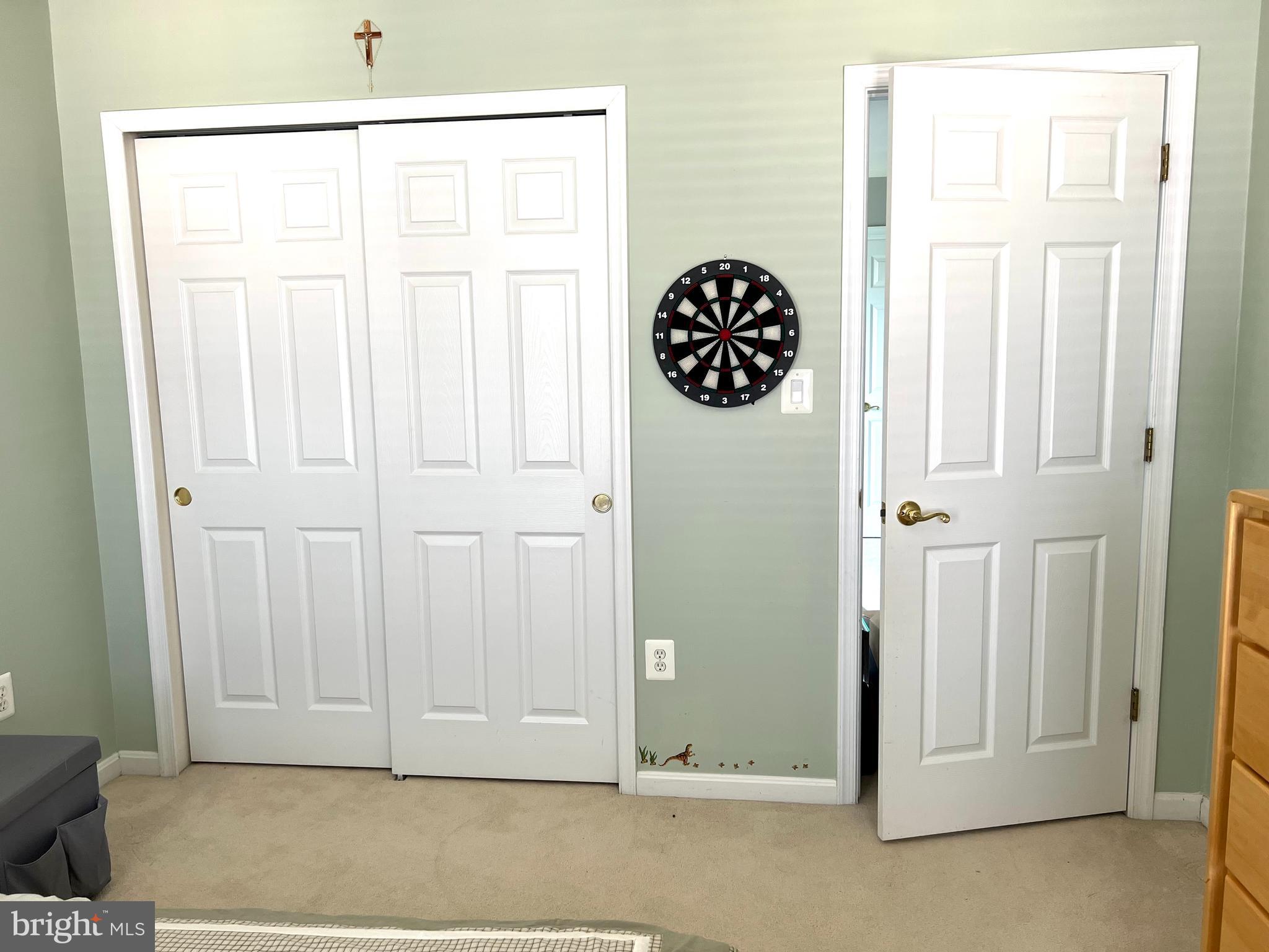 ROCKLAND VILLAGE - Residential