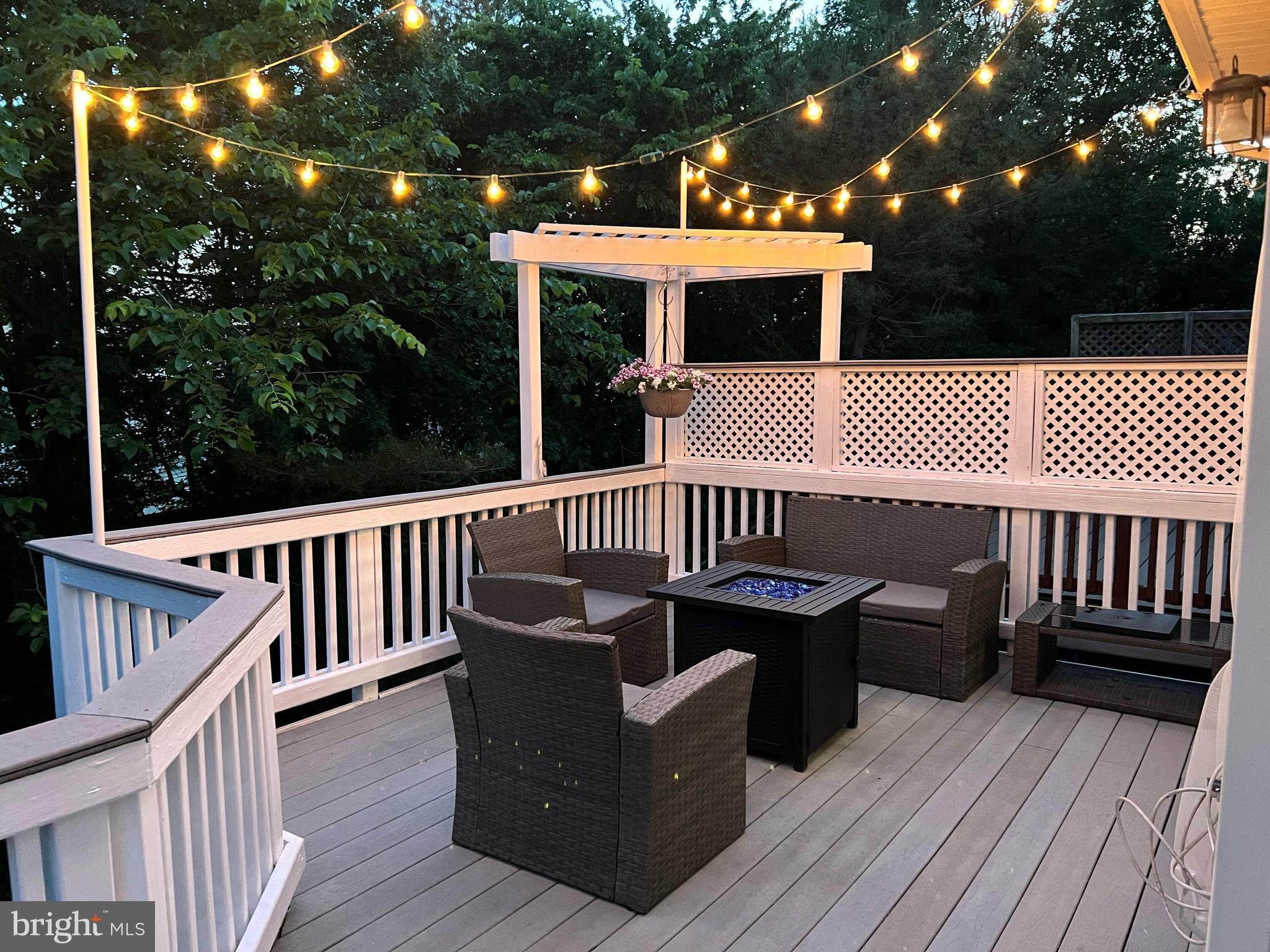 ROCKLAND VILLAGE - Residential