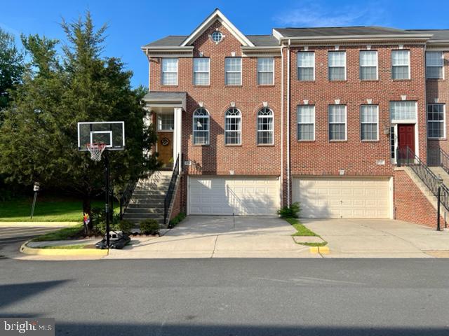 ROCKLAND VILLAGE - Residential