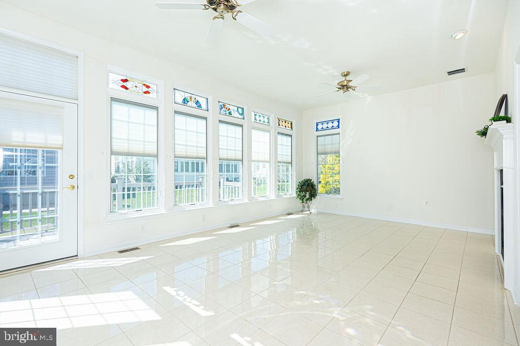 OCEAN PINES - THE PARKE - Residential