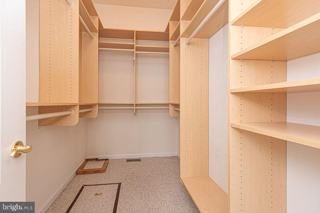 OCEAN PINES - THE PARKE - Residential