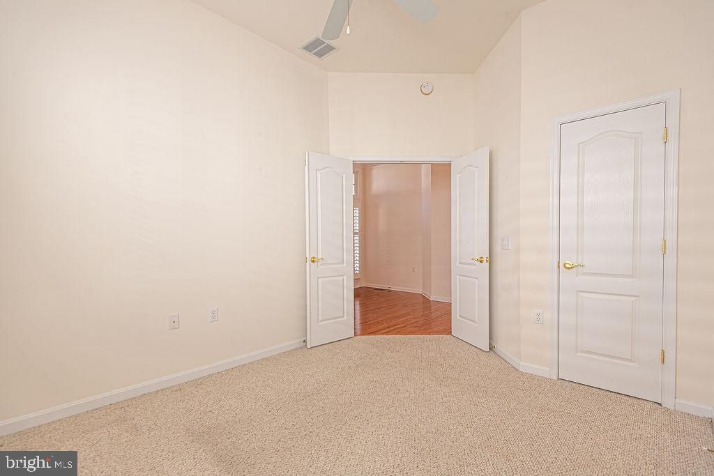 listing image 44