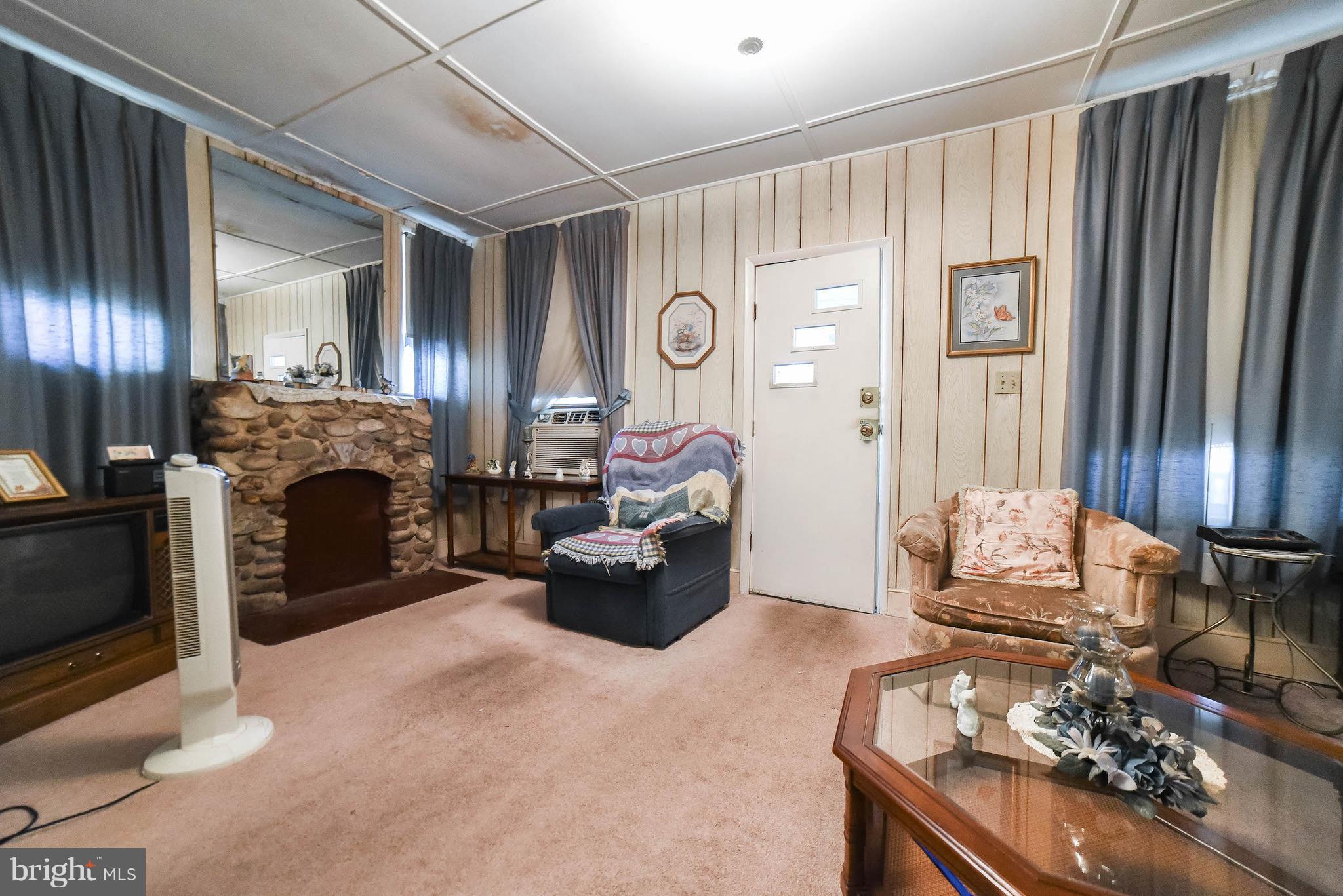 ST CLEMENTS SHORES - Residential