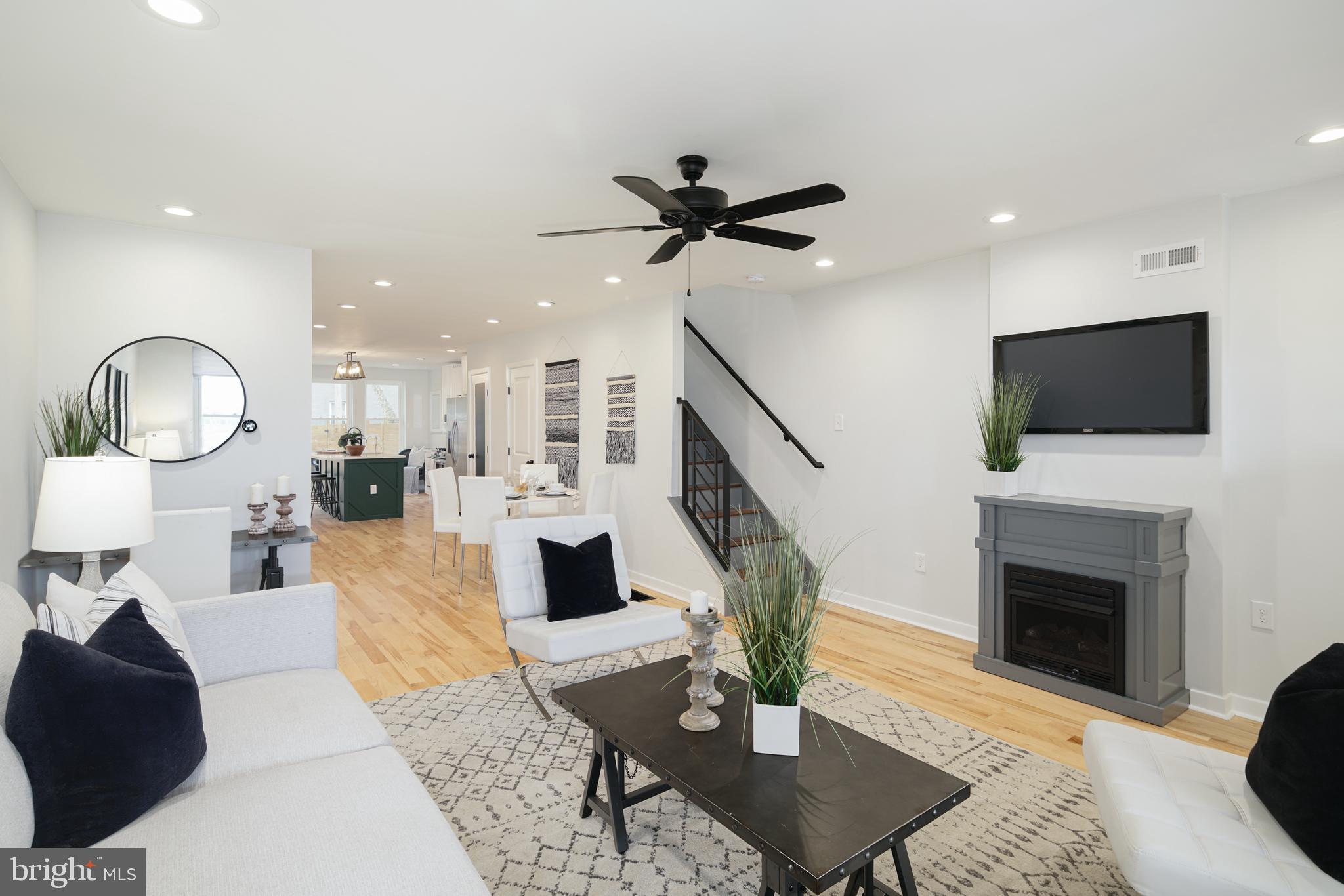 BRIDESBURG - Residential