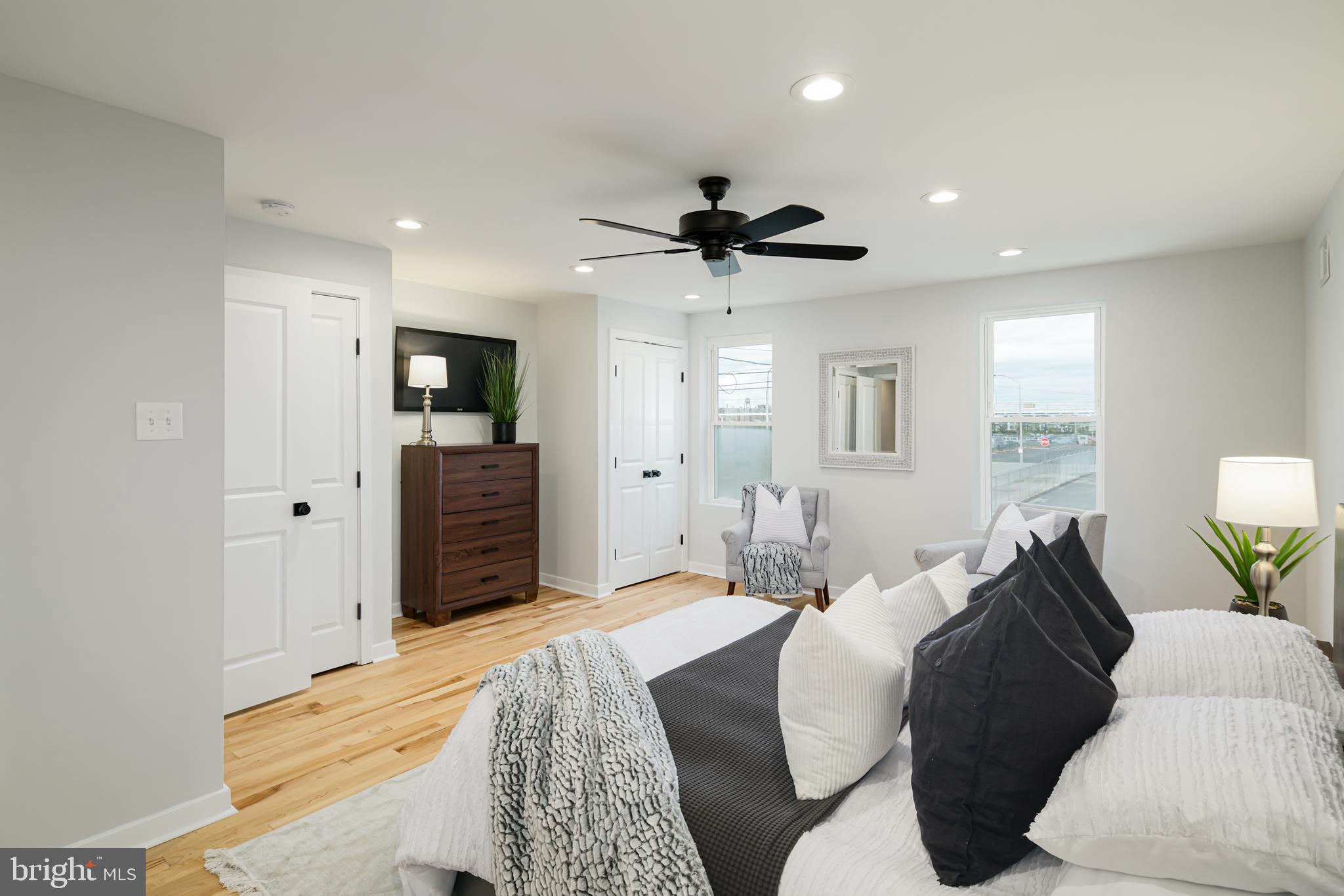 BRIDESBURG - Residential