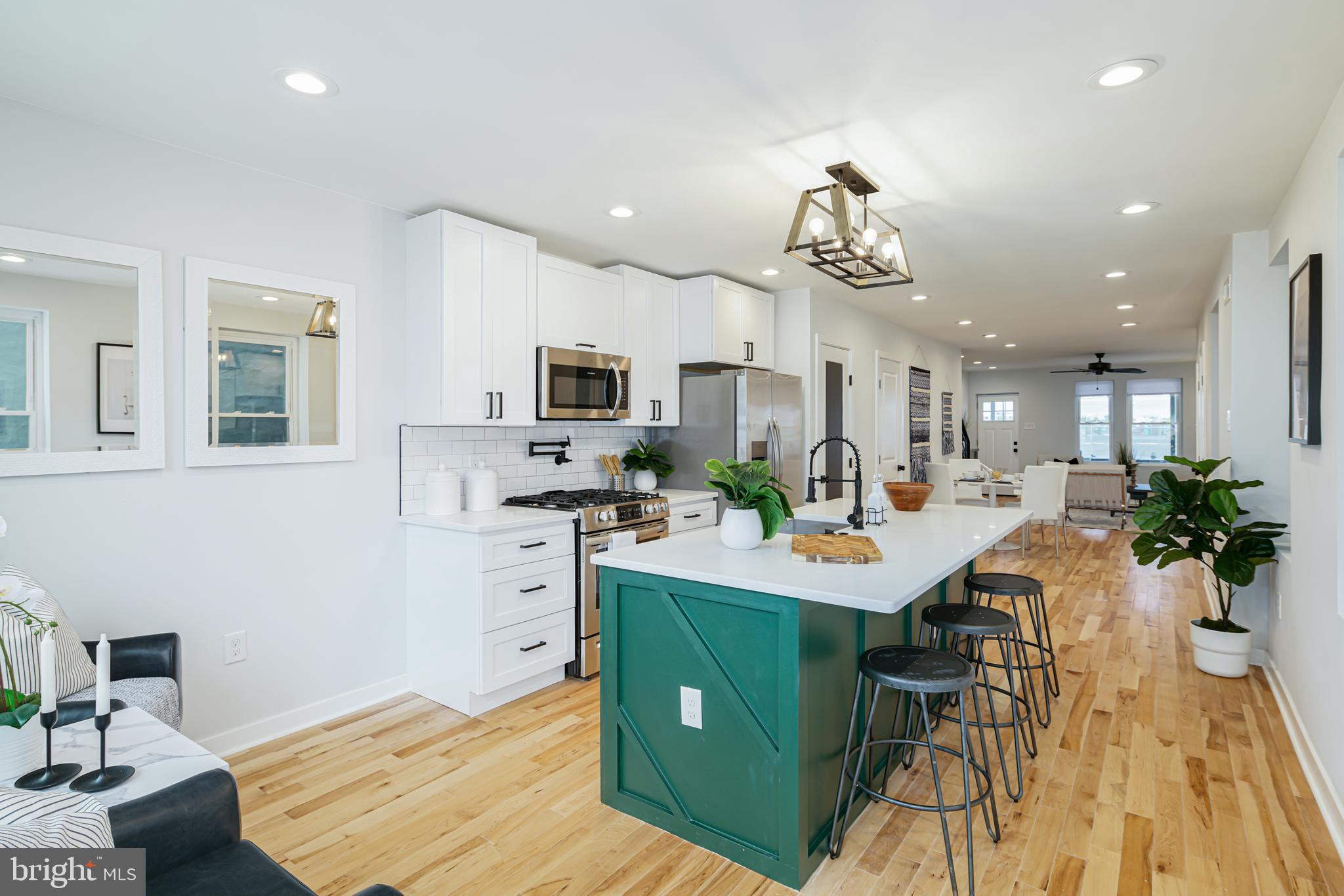 BRIDESBURG - Residential