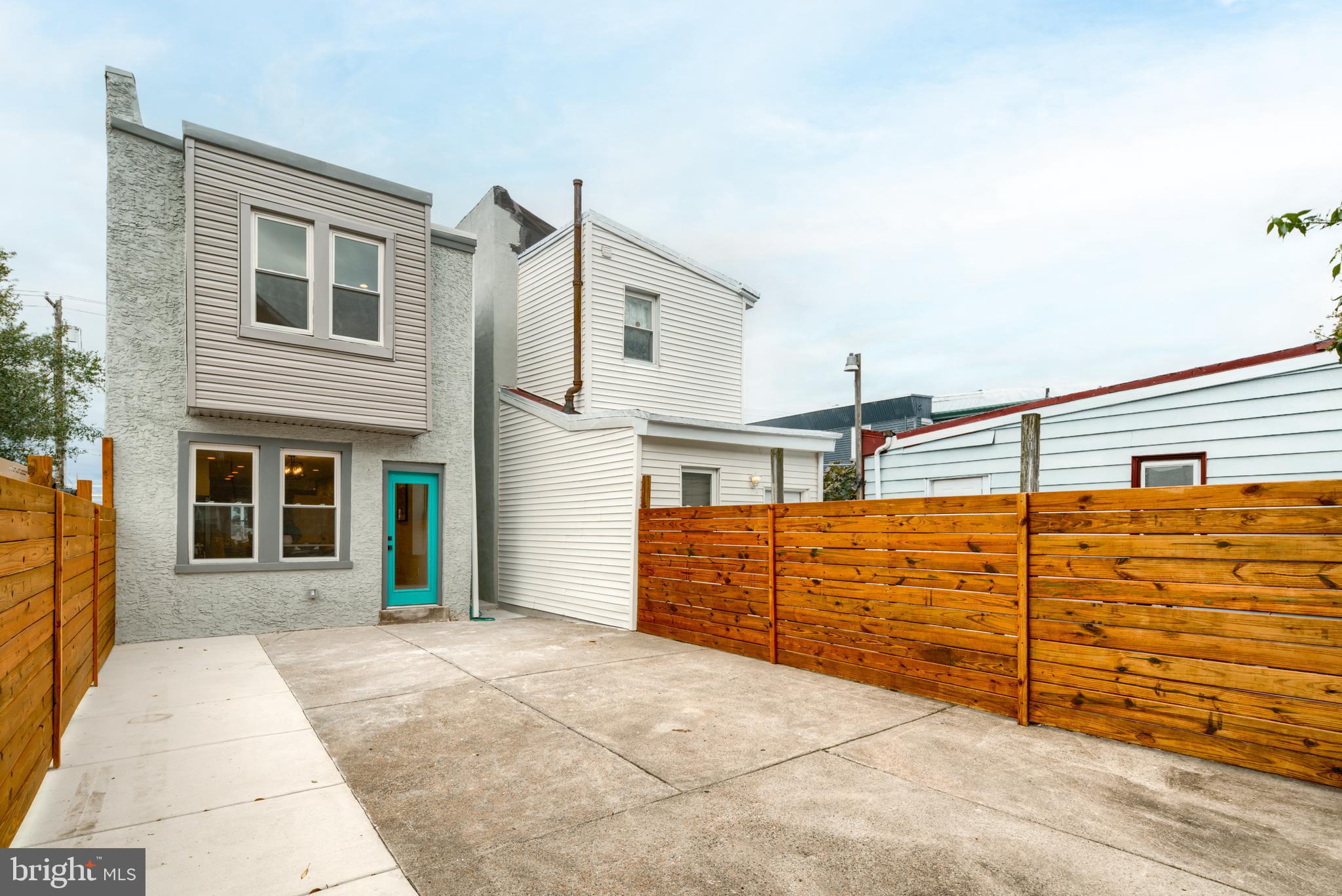 BRIDESBURG - Residential