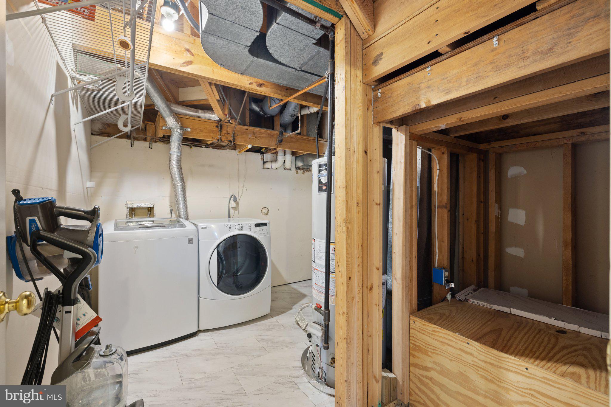 WINDING RIDGE - Residential