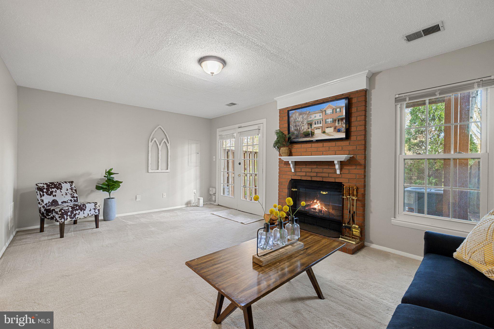 WINDING RIDGE - Residential