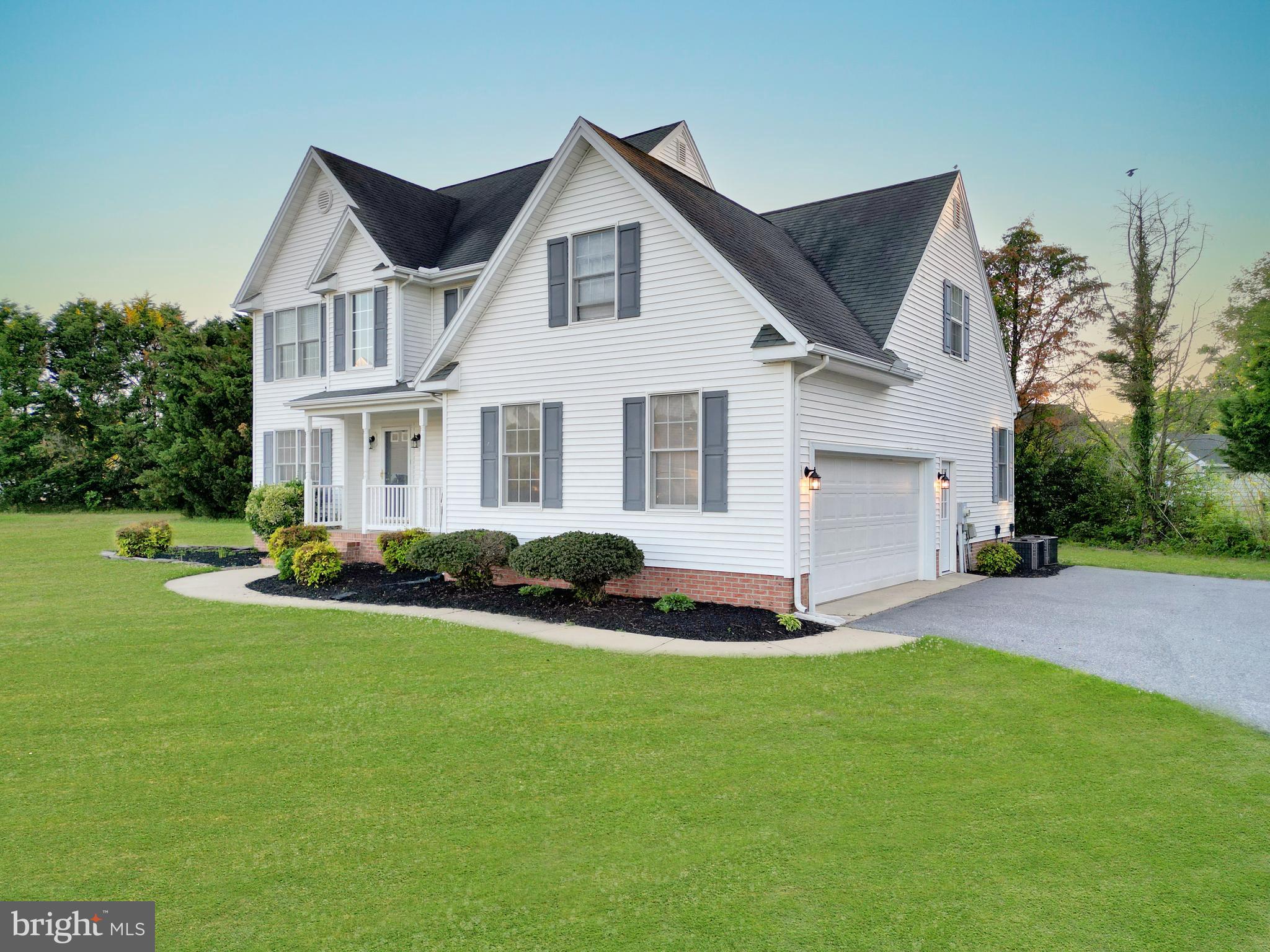MOCKING BIRD - Residential