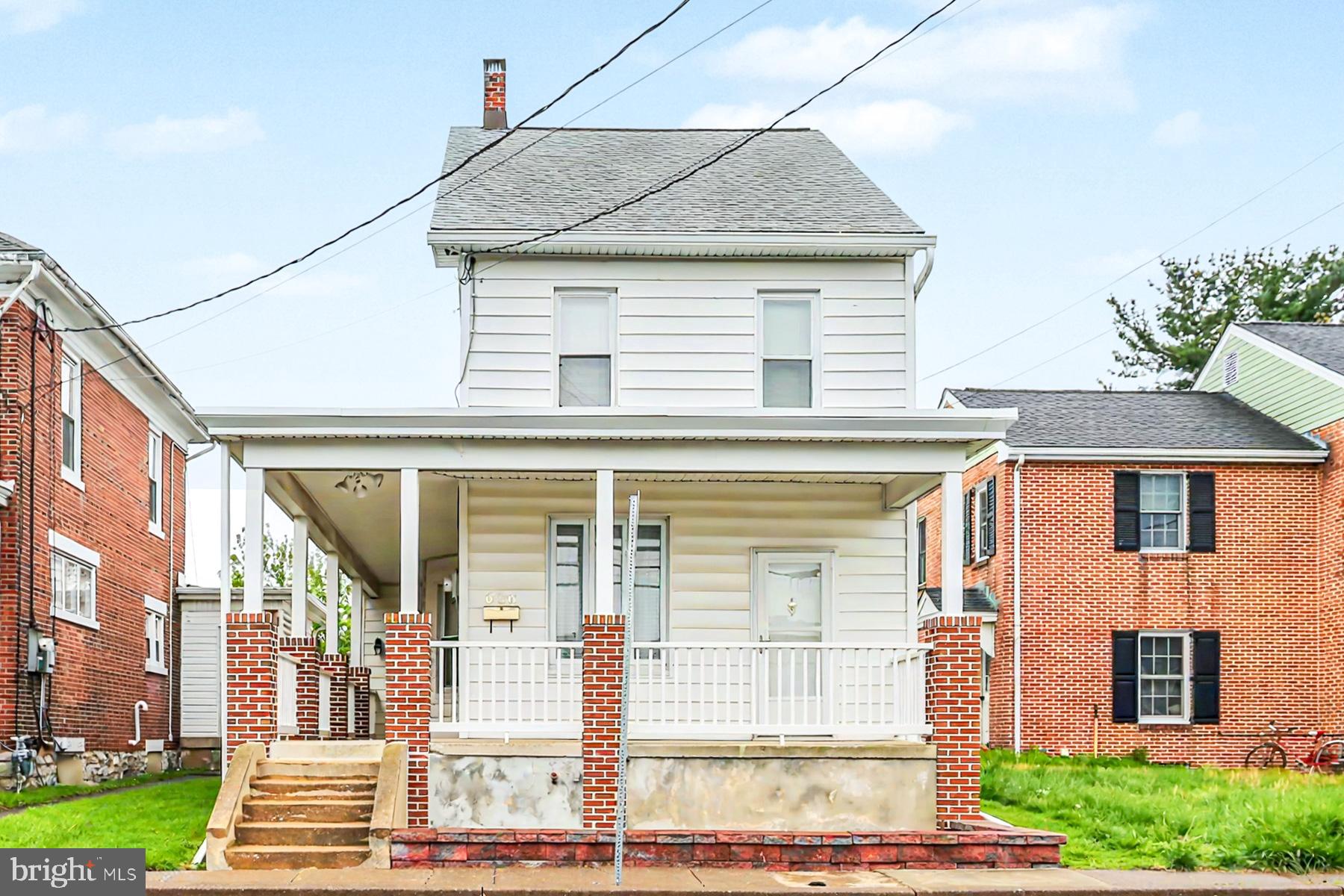 686 HIGHLAND STREET