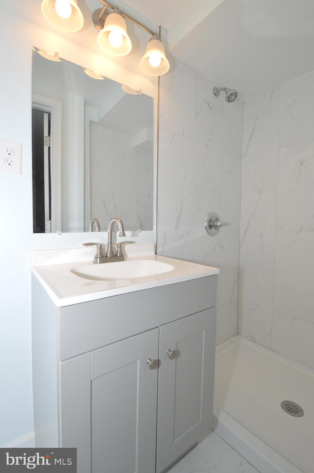 BALTIMORE - Residential Lease