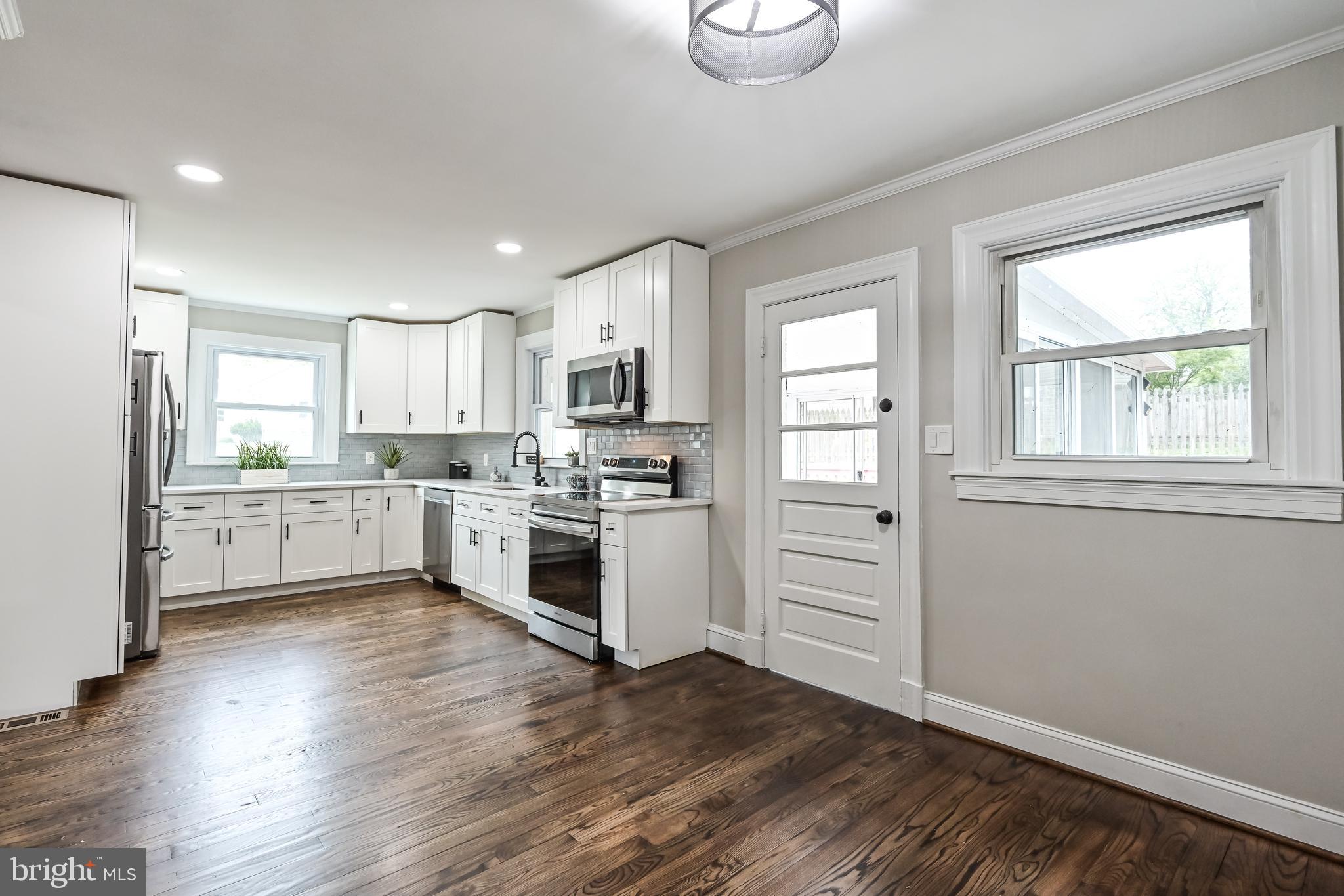 HOMEWOOD - Residential