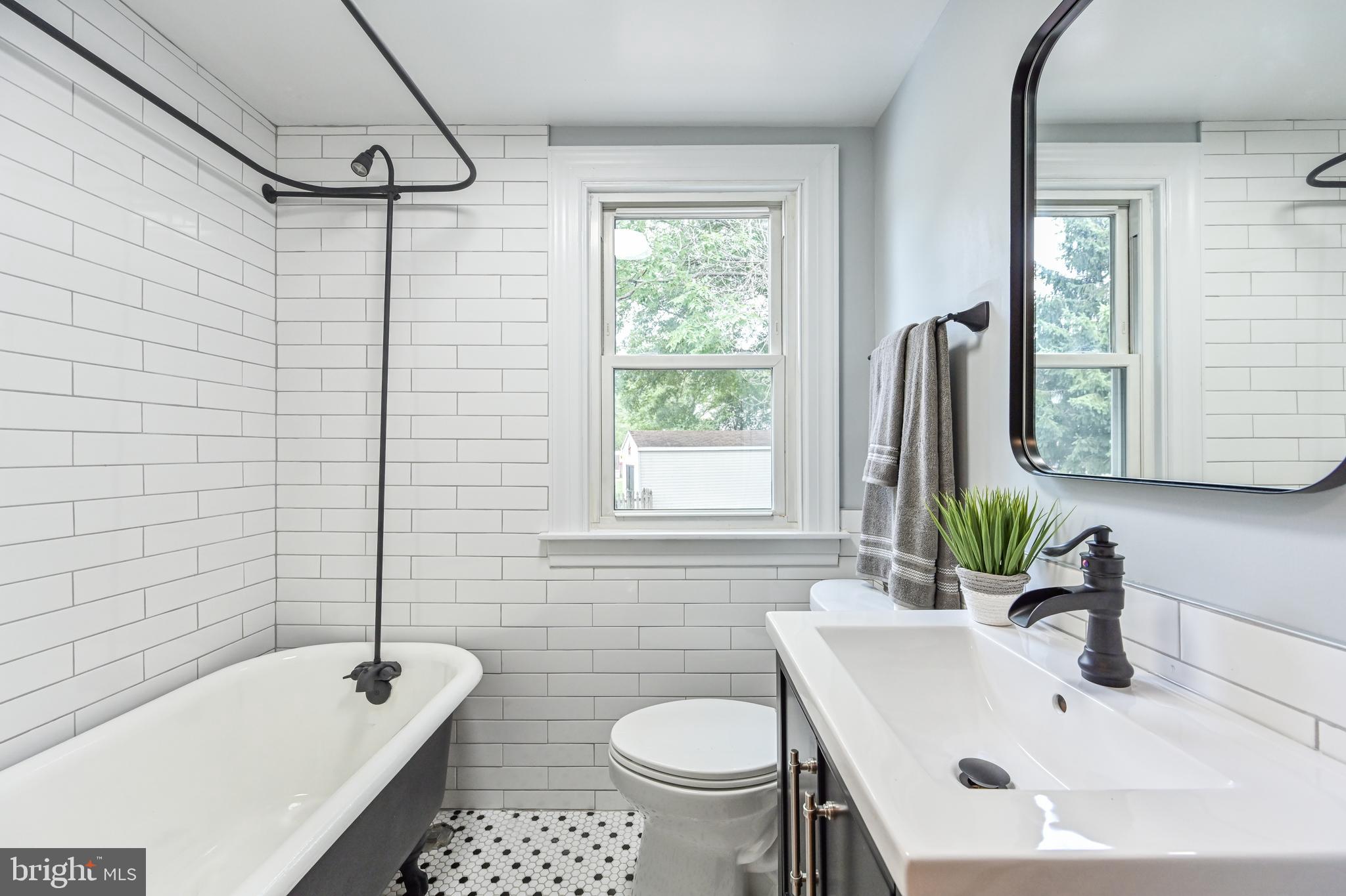 HOMEWOOD - Residential