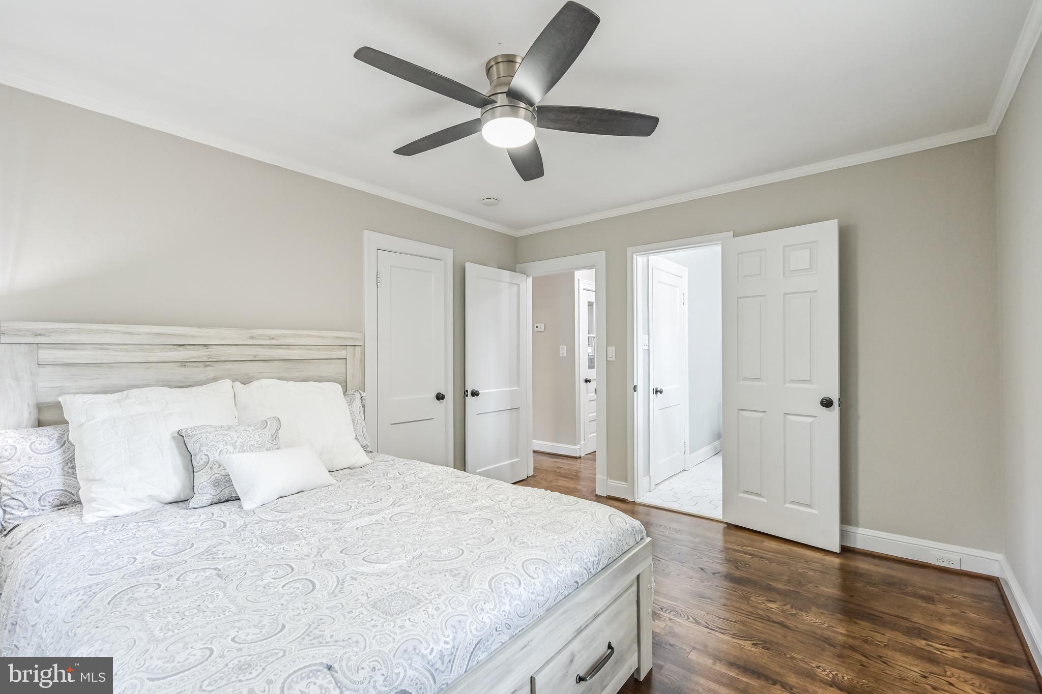 HOMEWOOD - Residential