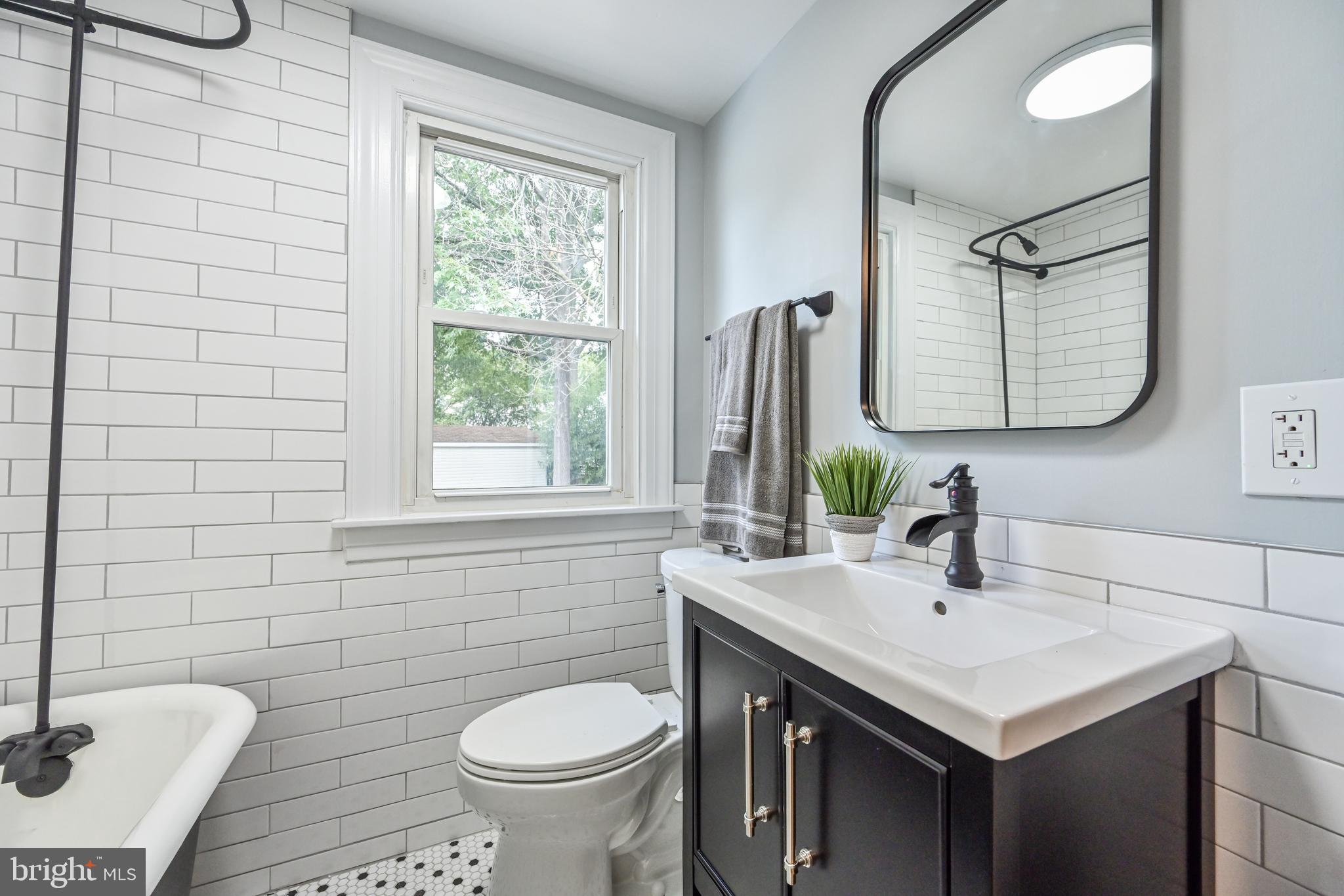 HOMEWOOD - Residential