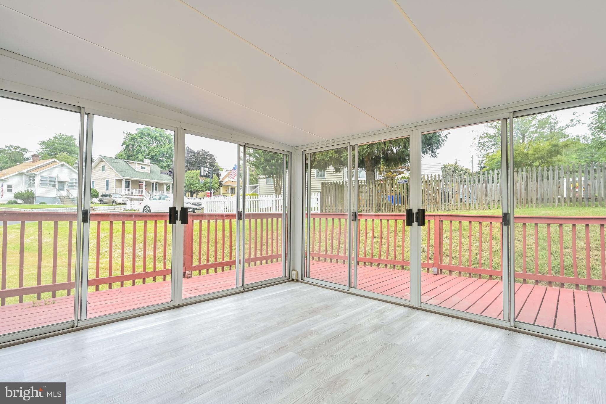 HOMEWOOD - Residential