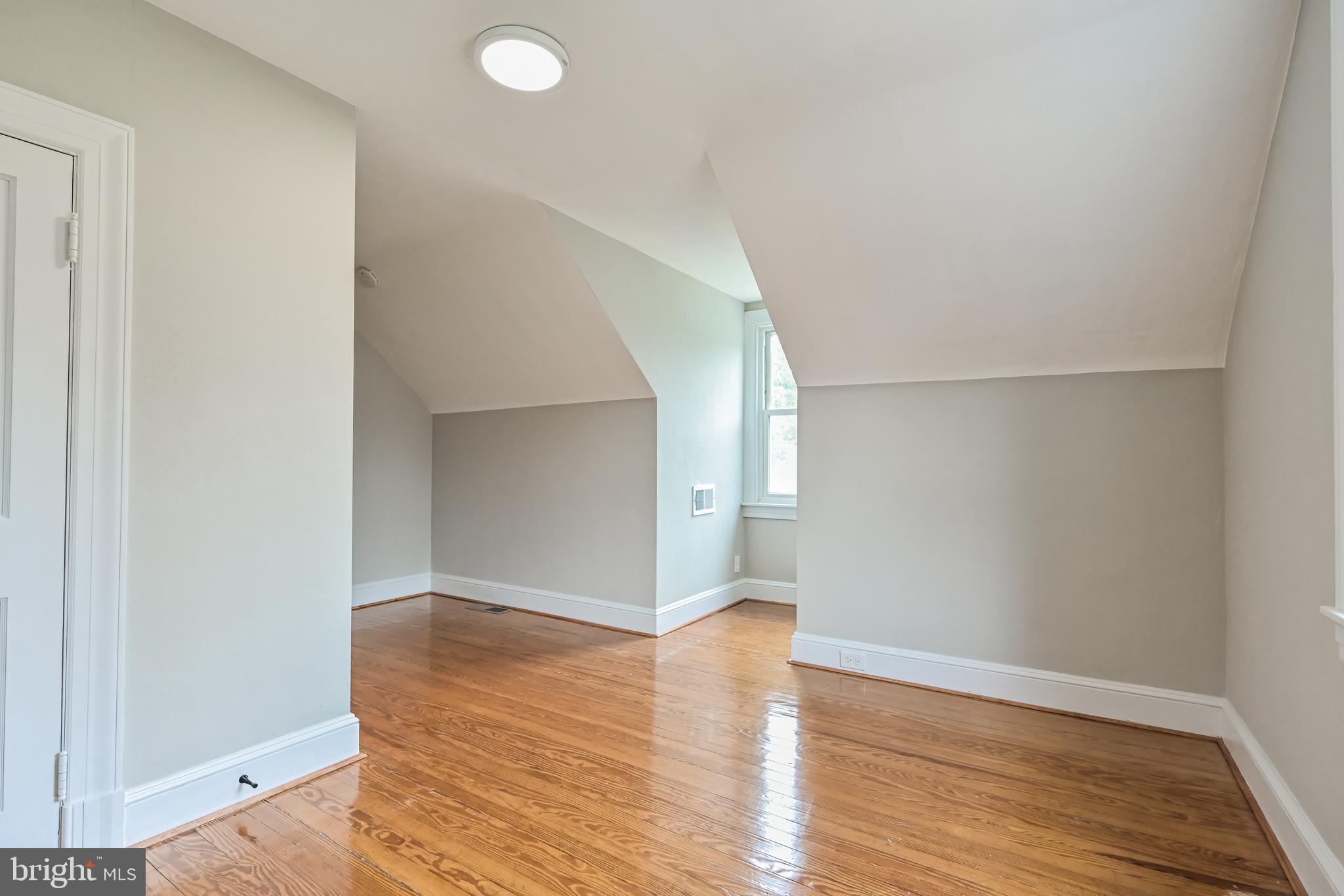 HOMEWOOD - Residential