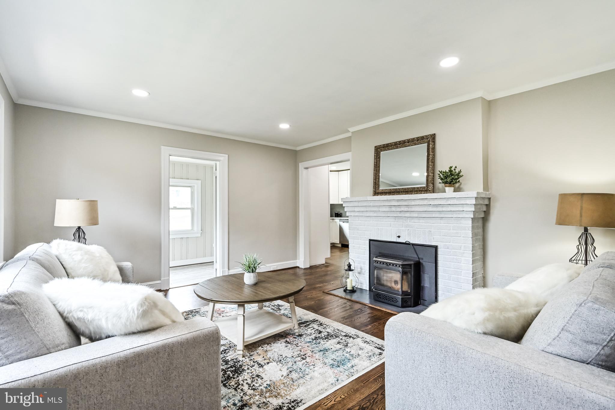 HOMEWOOD - Residential